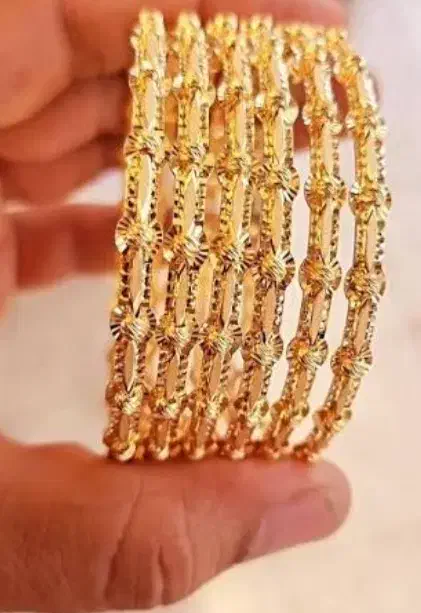 گالری نقره و النگو|جواهرات|شهرکرد, |دیوار