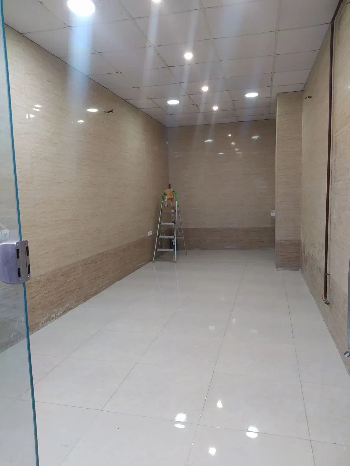 اجاره مغازه ۲۲ متری در مهرگان|اجارهٔ مغازه و غرفه|لاهیجان, مهرگان|دیوار