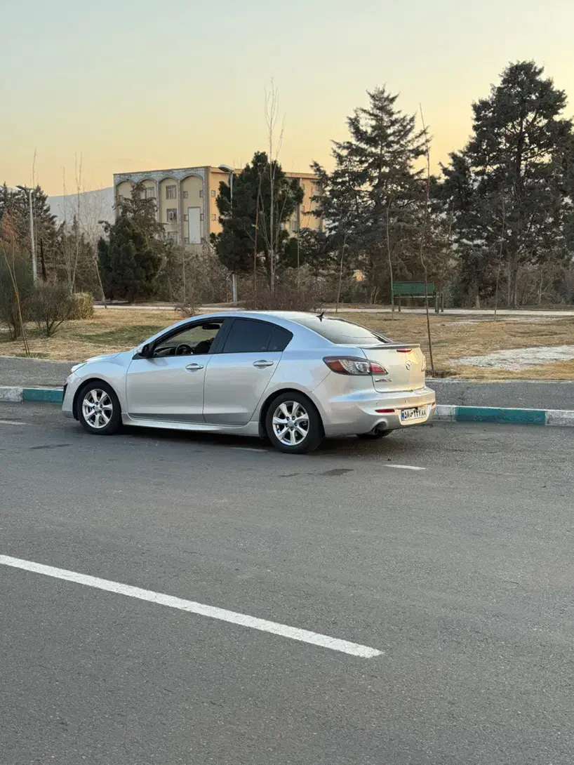 مزدا ۳ نیو|خودرو سواری و وانت|تهران, حکیمیه|دیوار