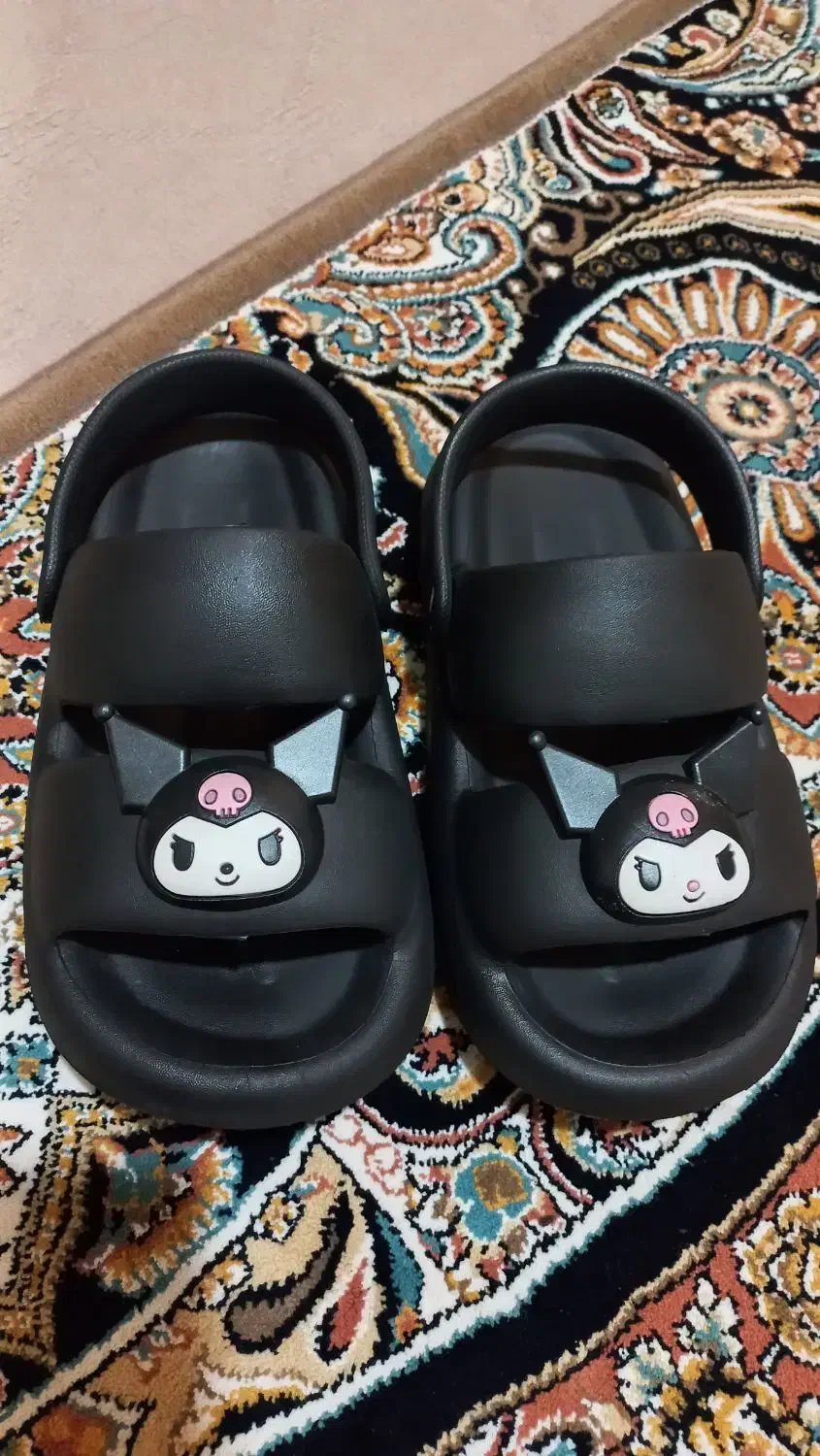 دمپایی|کفش و لباس بچه|بروجرد, |دیوار