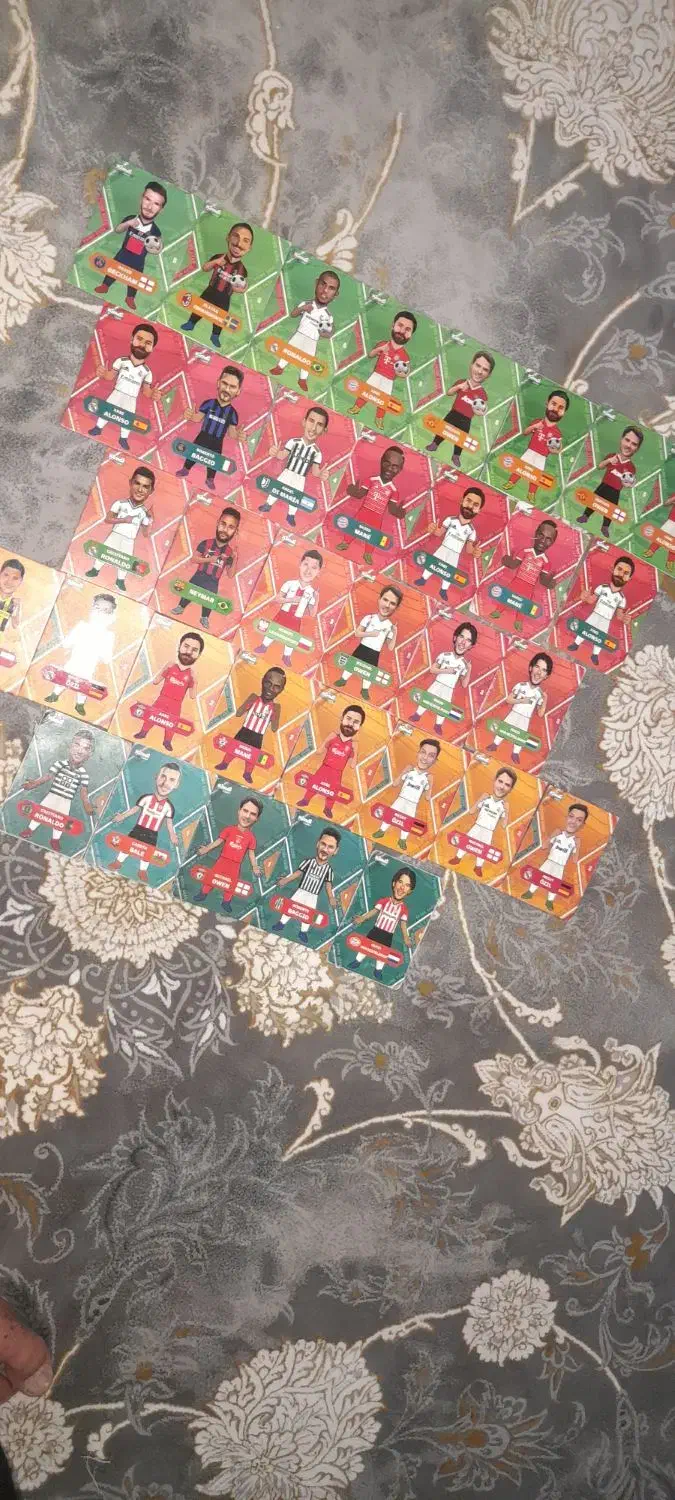 فروش ۱۹۰ تا کیمدی فوتبال ۲۰۲۵ کد نخورده کمیاب|کلکسیون و سرگرمی|تربتحیدریه, رضاشهر|دیوار