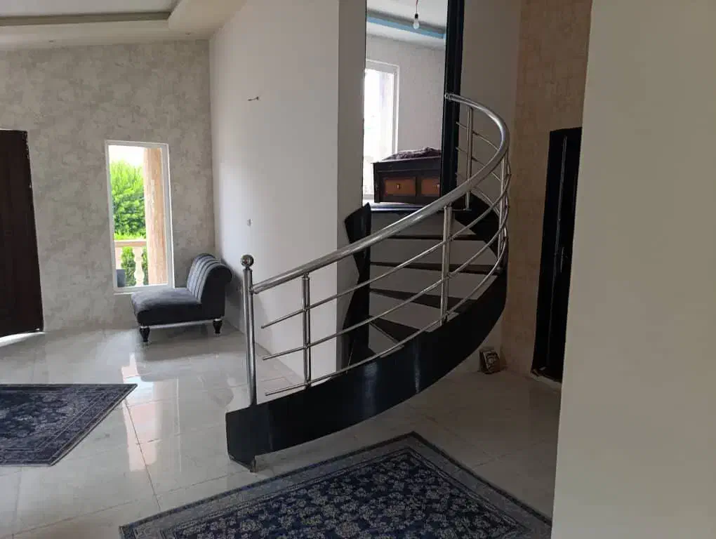 ویلای نیم پیلوت ۲۰۰ متری مبله جنگلی سنددار|فروش خانه و ویلا|امامزاده عبدالله, |دیوار