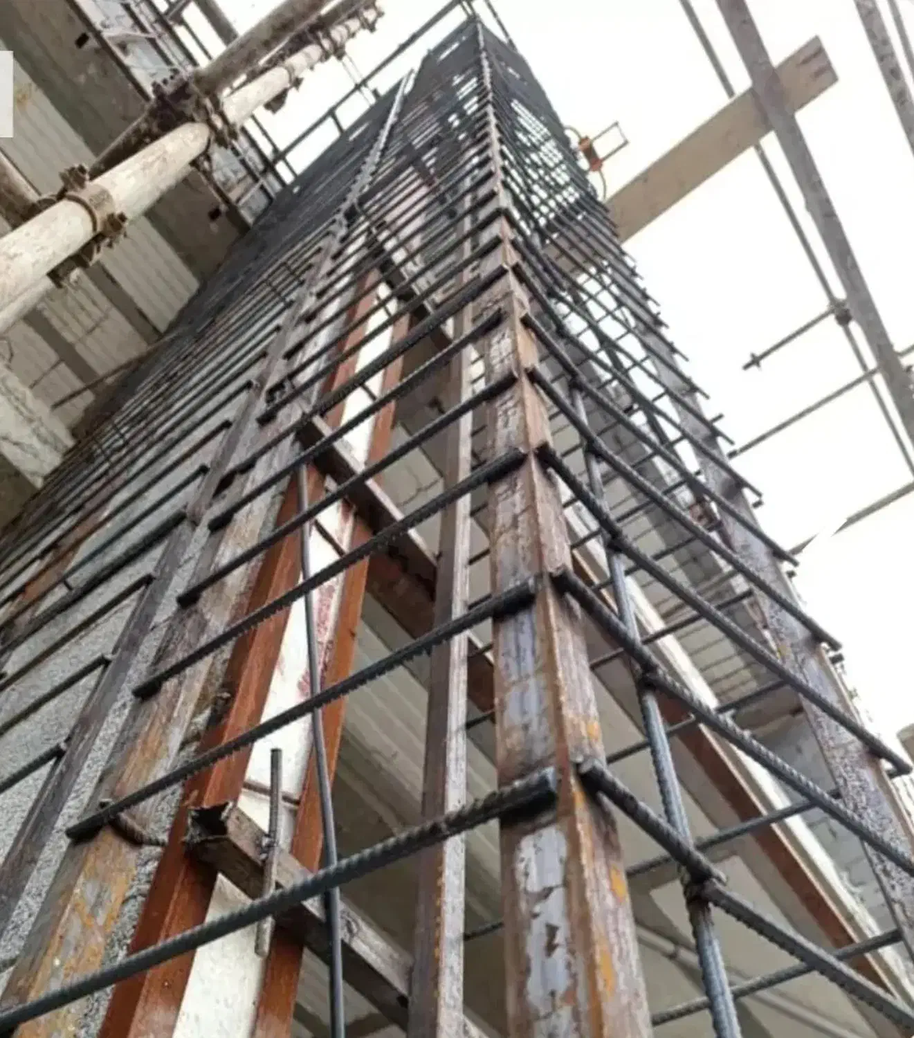 جوشکاری ساختمان|خدمات پیشه و مهارت|لاهیجان, شیشه گران|دیوار