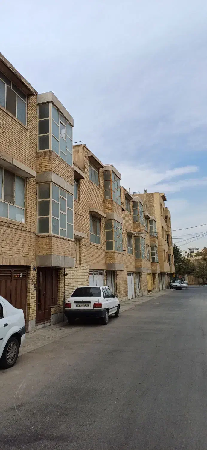 180 متر زمین جهت مشارکت در ساخت|مشارکت در ساخت املاک|اصفهان, خواجه عمید|دیوار