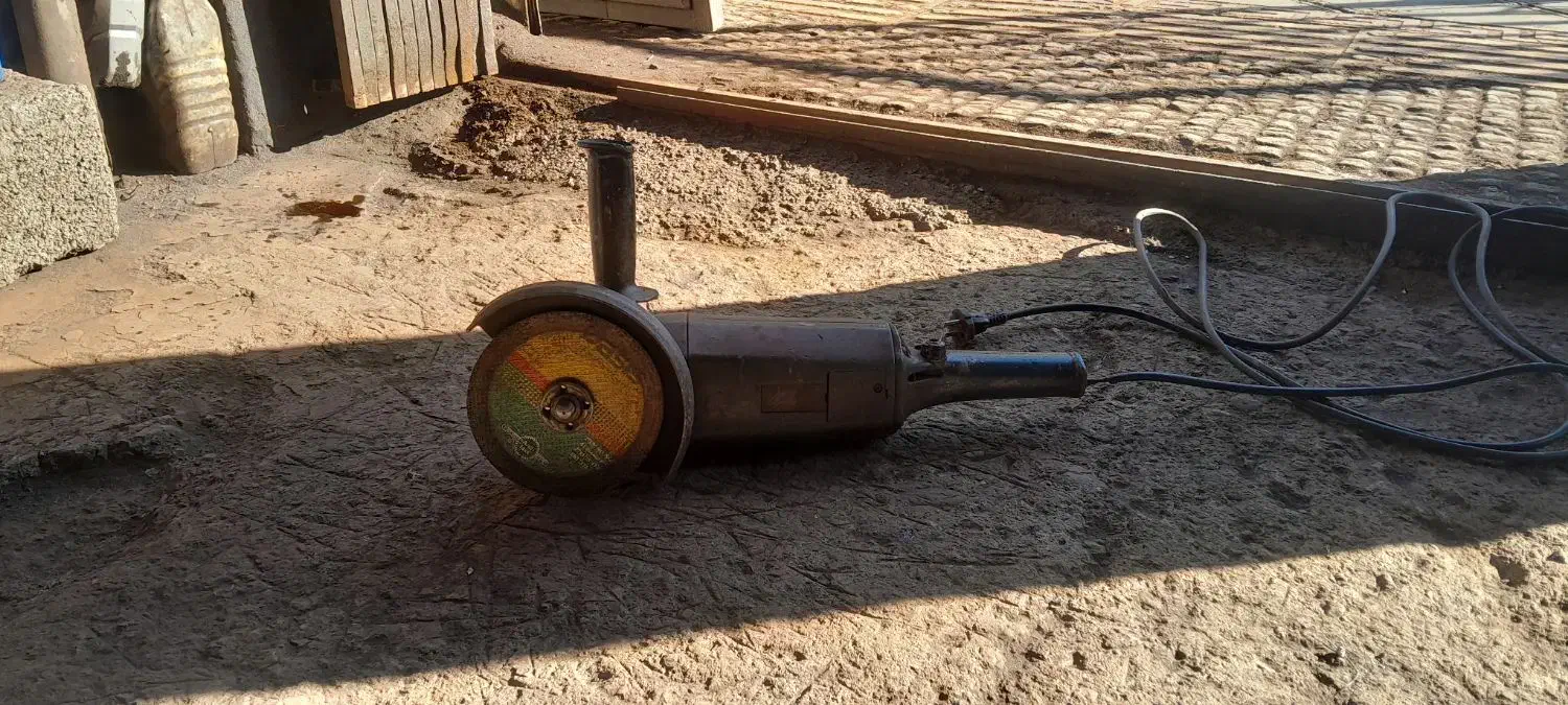 سنگ چرخ دی سی آی|ابزارآلات|کومله, |دیوار