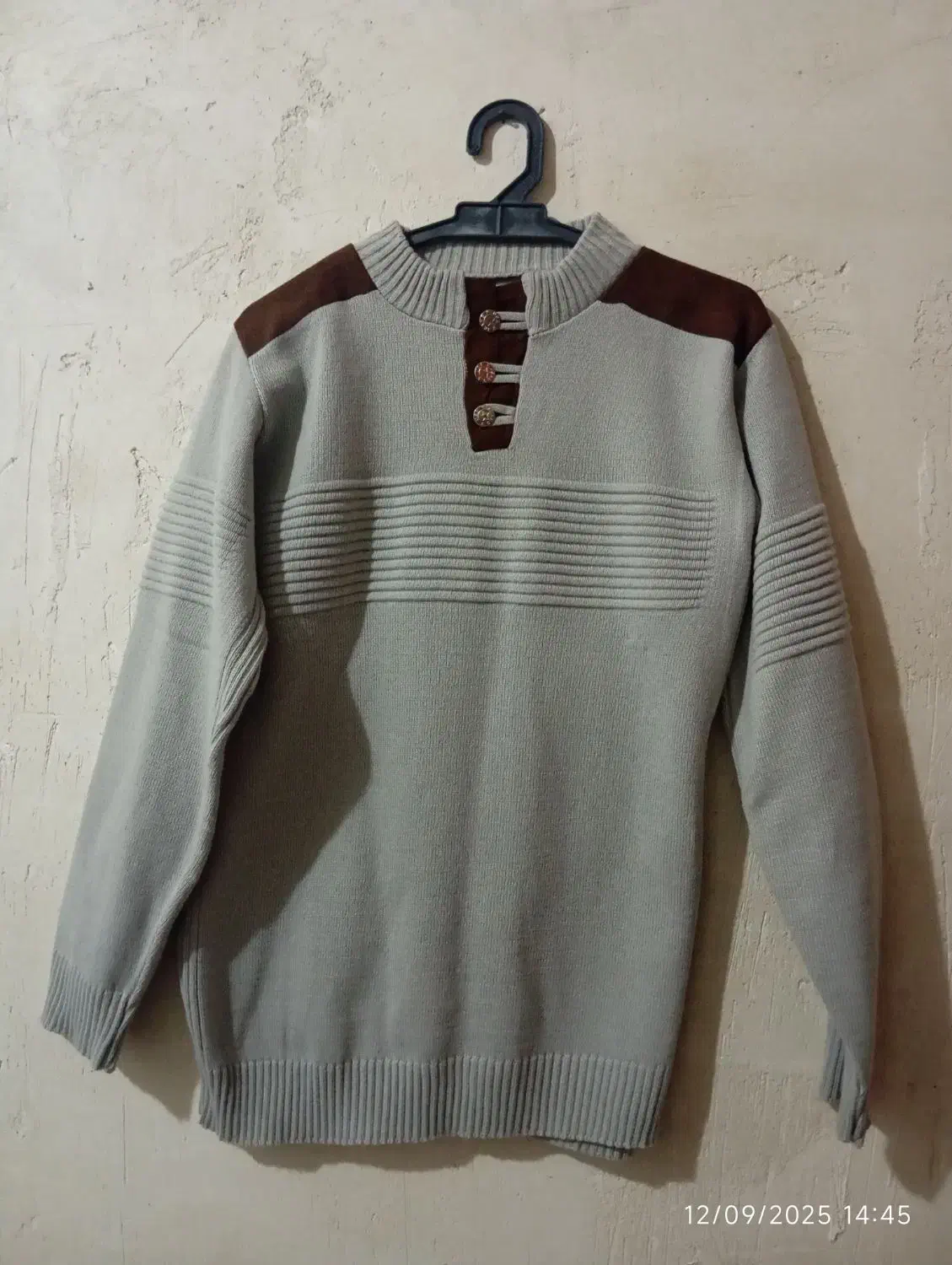 لباس زمستانه|لباس|دهدشت, |دیوار