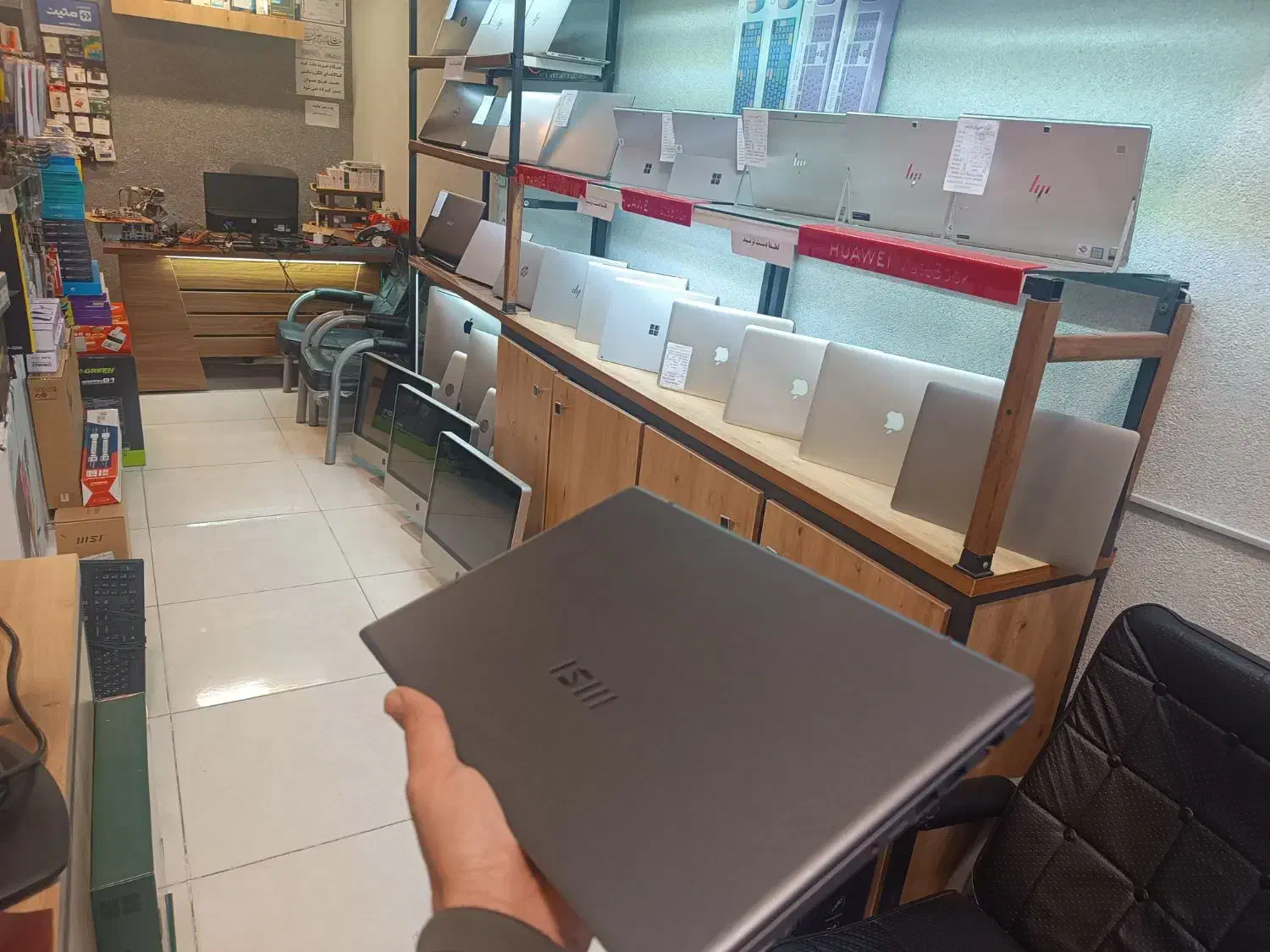 MSI Modernلپ تاپ|رایانه همراه|گرگان, |دیوار