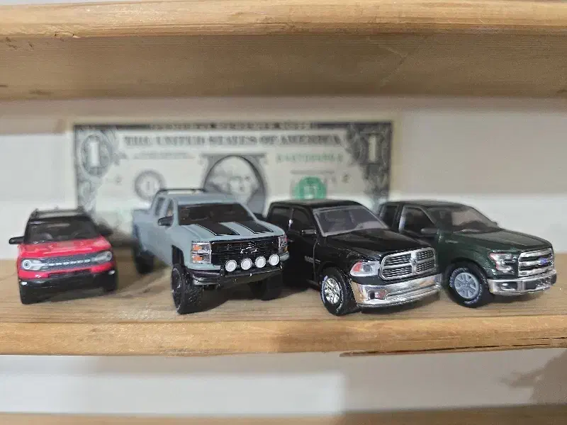 maket green light 1.64|کلکسیون و سرگرمی|تهران, شهرک محلاتی|دیوار