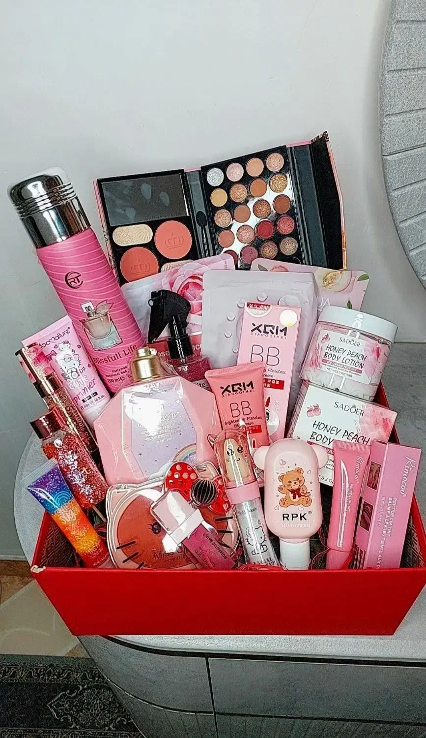 پک ارایشی   تولد سوپرایز و لوازم ارایشی تک|آرایشی، بهداشتی، درمانی|کرمان, |دیوار