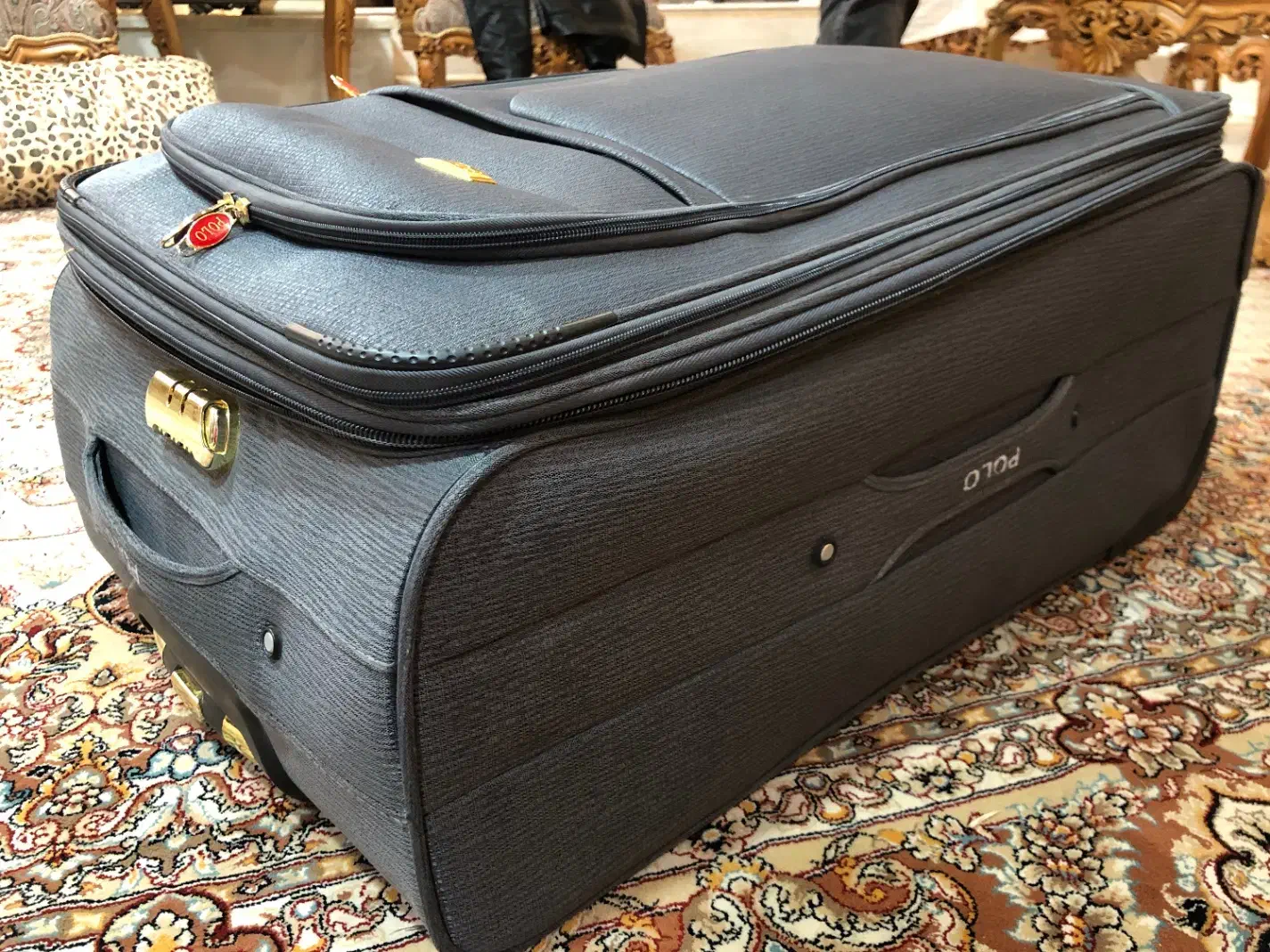 چمدان مسافرتی|کیف، کفش، کمربند|دورود, |دیوار