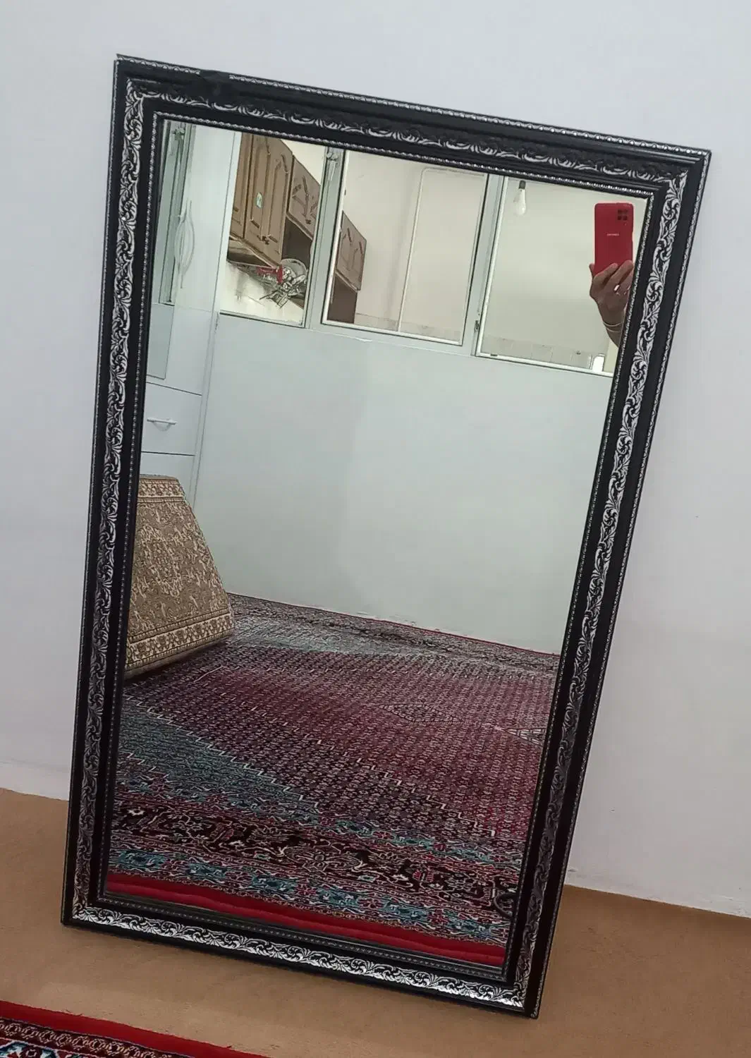 اینه تمیز|آینه|قروه, |دیوار