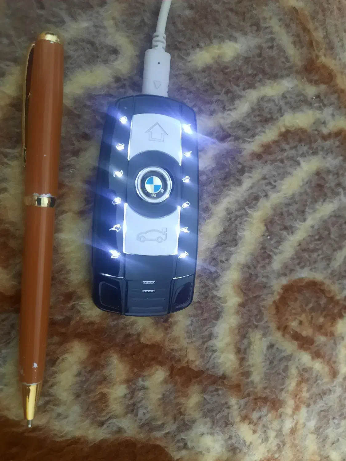 موبایل طرح سویچ z4|موبایل|تهران, شیخ هادی|دیوار