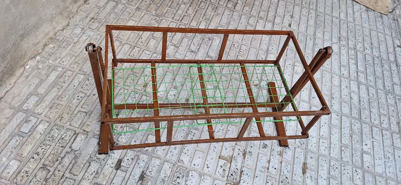 گهواره|تخت و صندلی بچه|اسلام‌‌آباد غرب, |دیوار