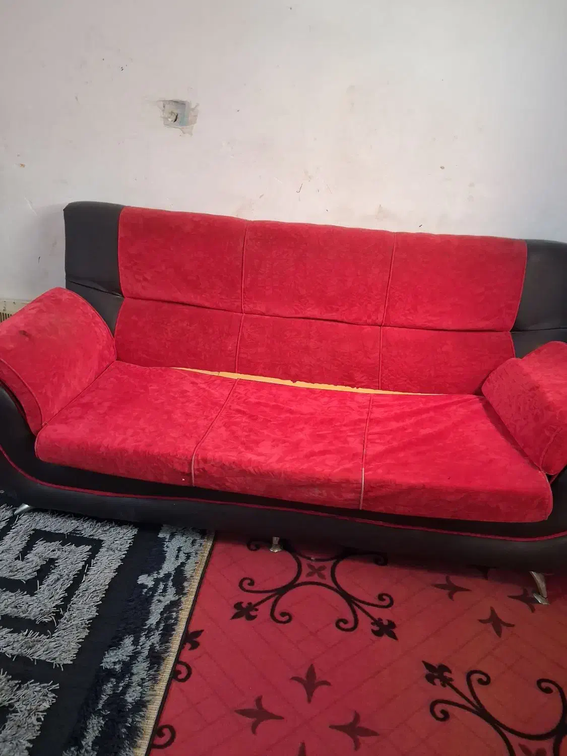 مبل چرم اصل|مبلمان خانگی و میز عسلی|بندرعباس, |دیوار