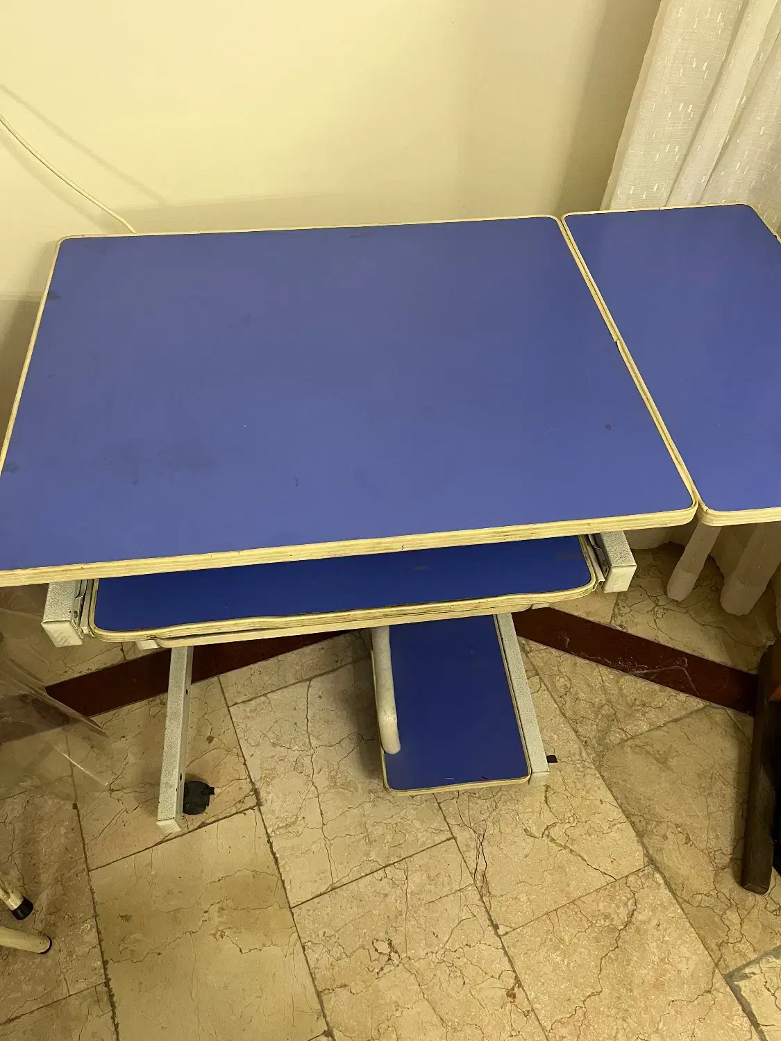 میز کامپیوتر چند تکه تا شو مارک ایران آمیکو|میز تحریر و کامپیوتر|ساری, |دیوار