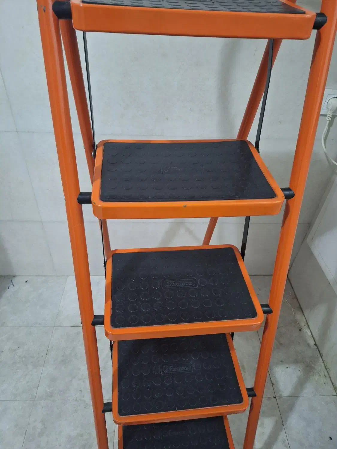 نردبان ۵ پله|ابزارآلات|تهران, نازی‌آباد|دیوار