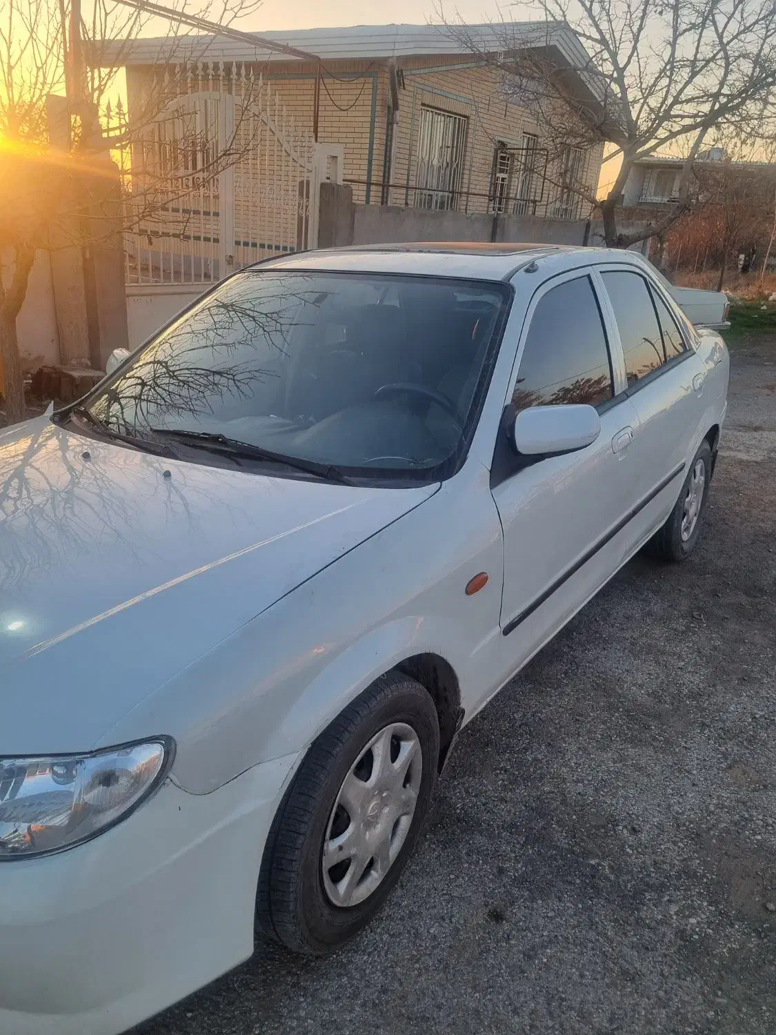 مزدا ۳۲۳|خودرو سواری و وانت|تهران, میرداماد|دیوار