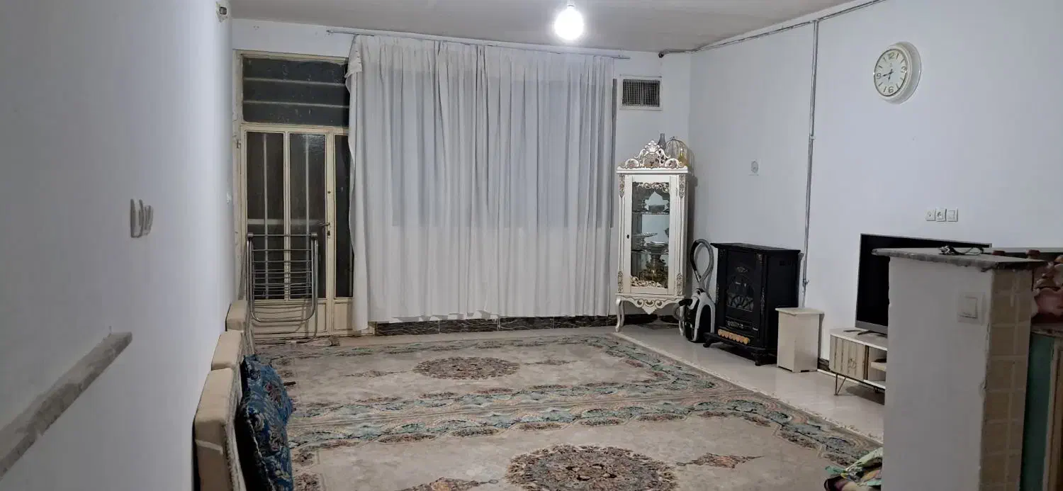 واحد فوق دوطبقه .طبقه همکف|اجارهٔ آپارتمان|سبزوار, گلشن|دیوار