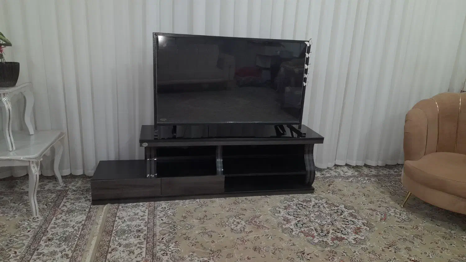 میز تلویزیون|میز تلویزیون|تربت‌حیدریه, پائین ولایت|دیوار