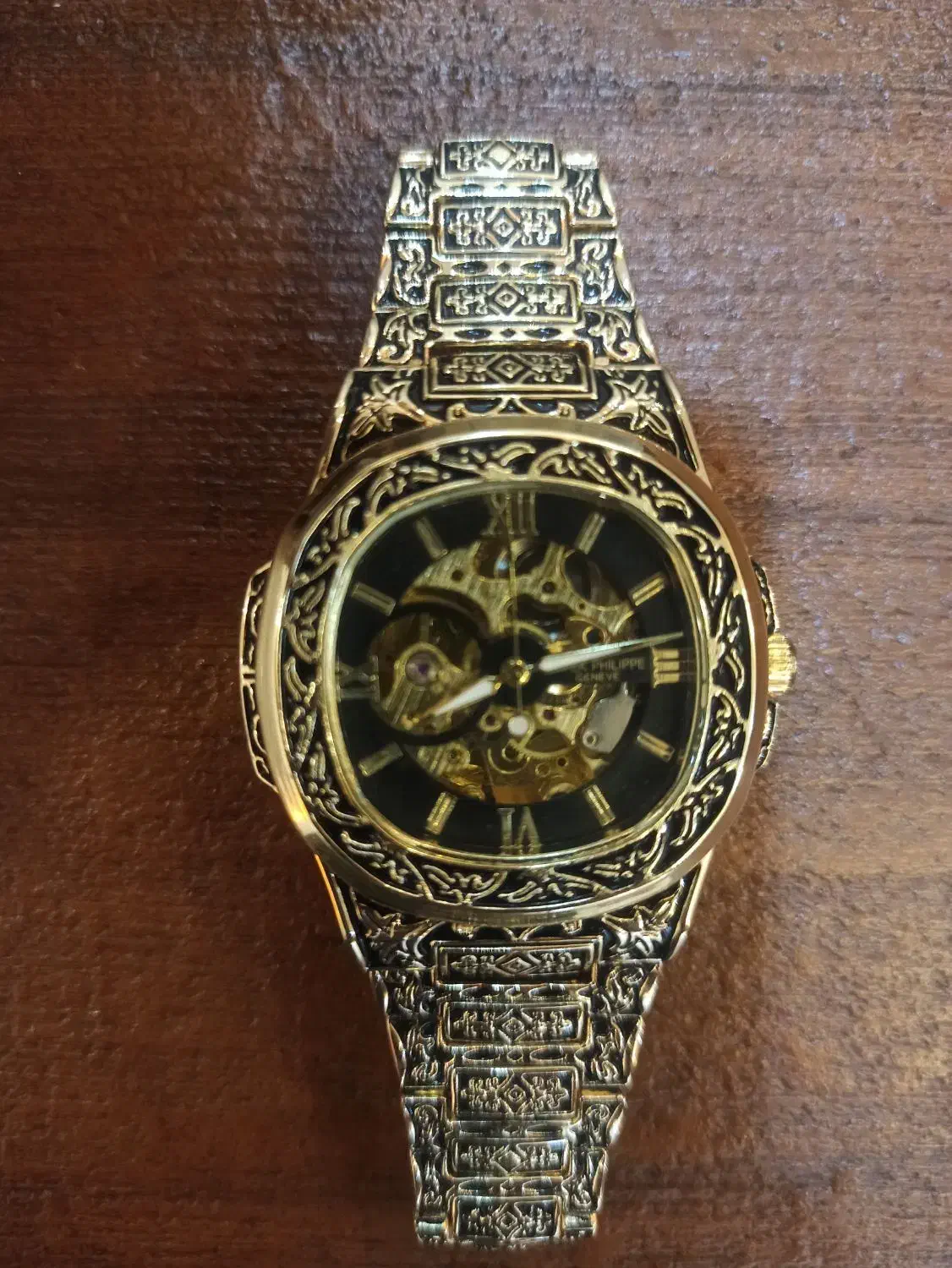 نه تا ساعت قیمت یکی کاملا سالم و کلکسیونی|ساعت|پردیس, فاز ۸|دیوار