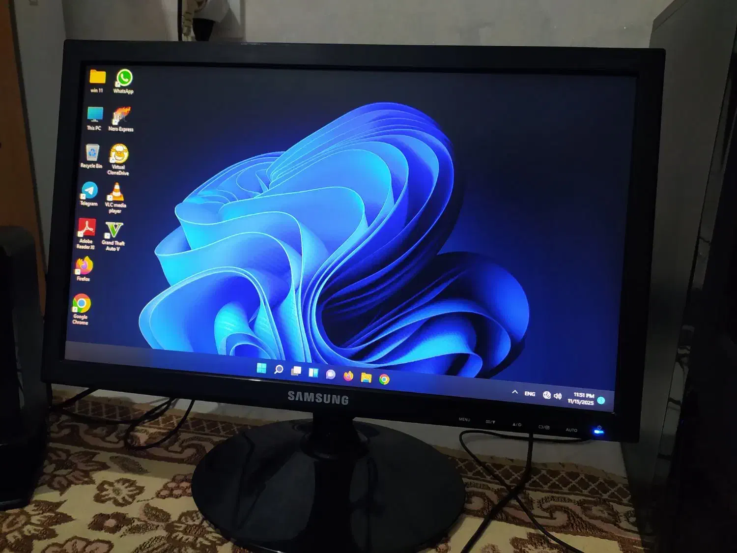 کامپیوتر قدرتمند i3 رم 8 هارد SSD مانیتور 19 LED|رایانه رومیزی|کرج, شهرک صدف|دیوار