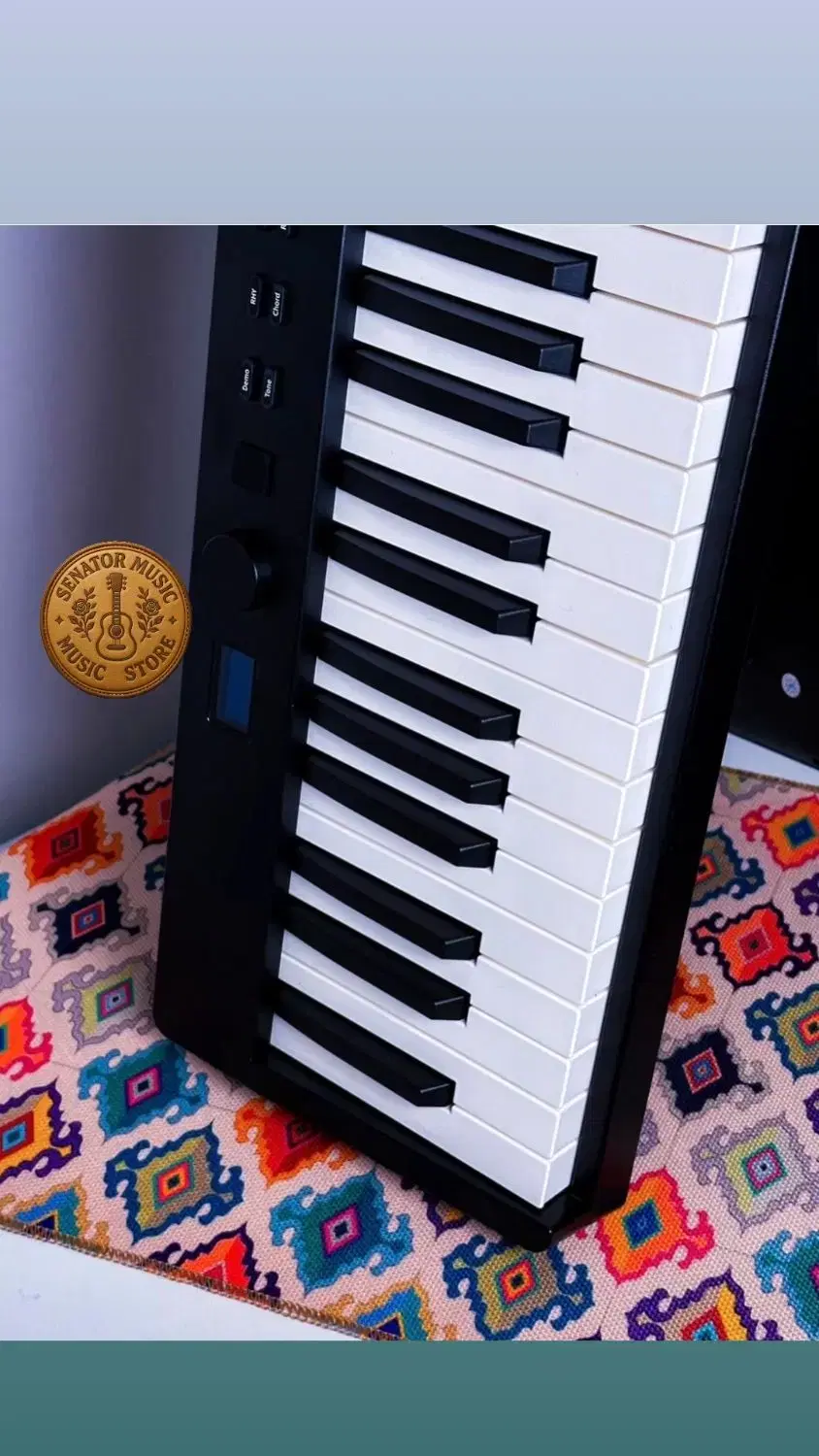 پیانو|پیانو، کیبورد، آکاردئون|رباط‌کریم, رباط‌کریم|دیوار
