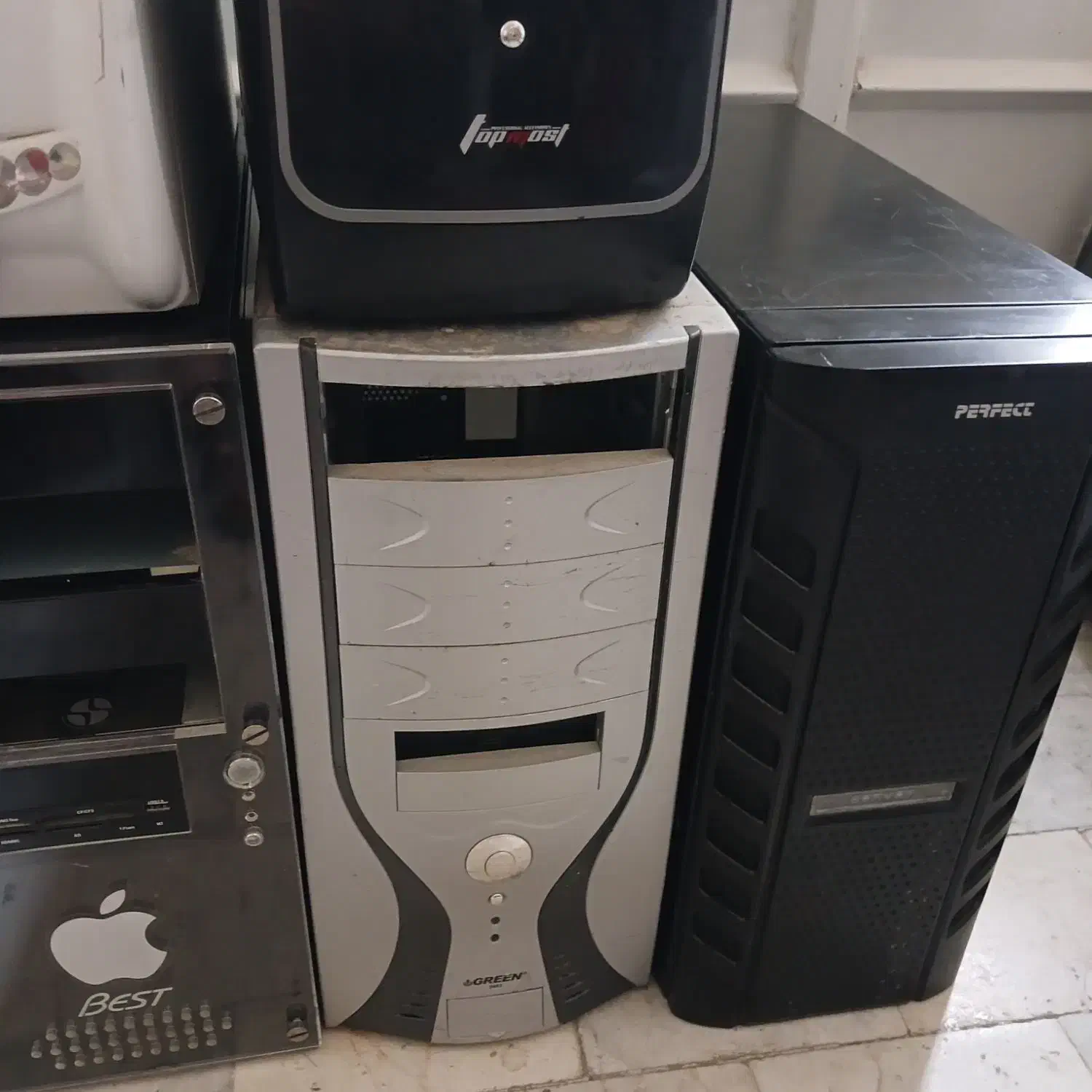 کامپیوتر های قدیمی و از کار افتاده|رایانه رومیزی|زنجان, |دیوار