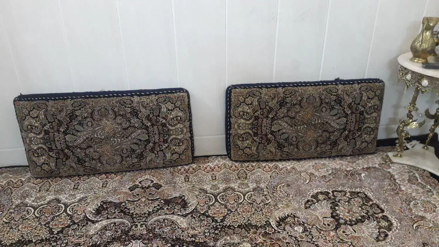 پشتی|پشتی|قم, علی آباد|دیوار