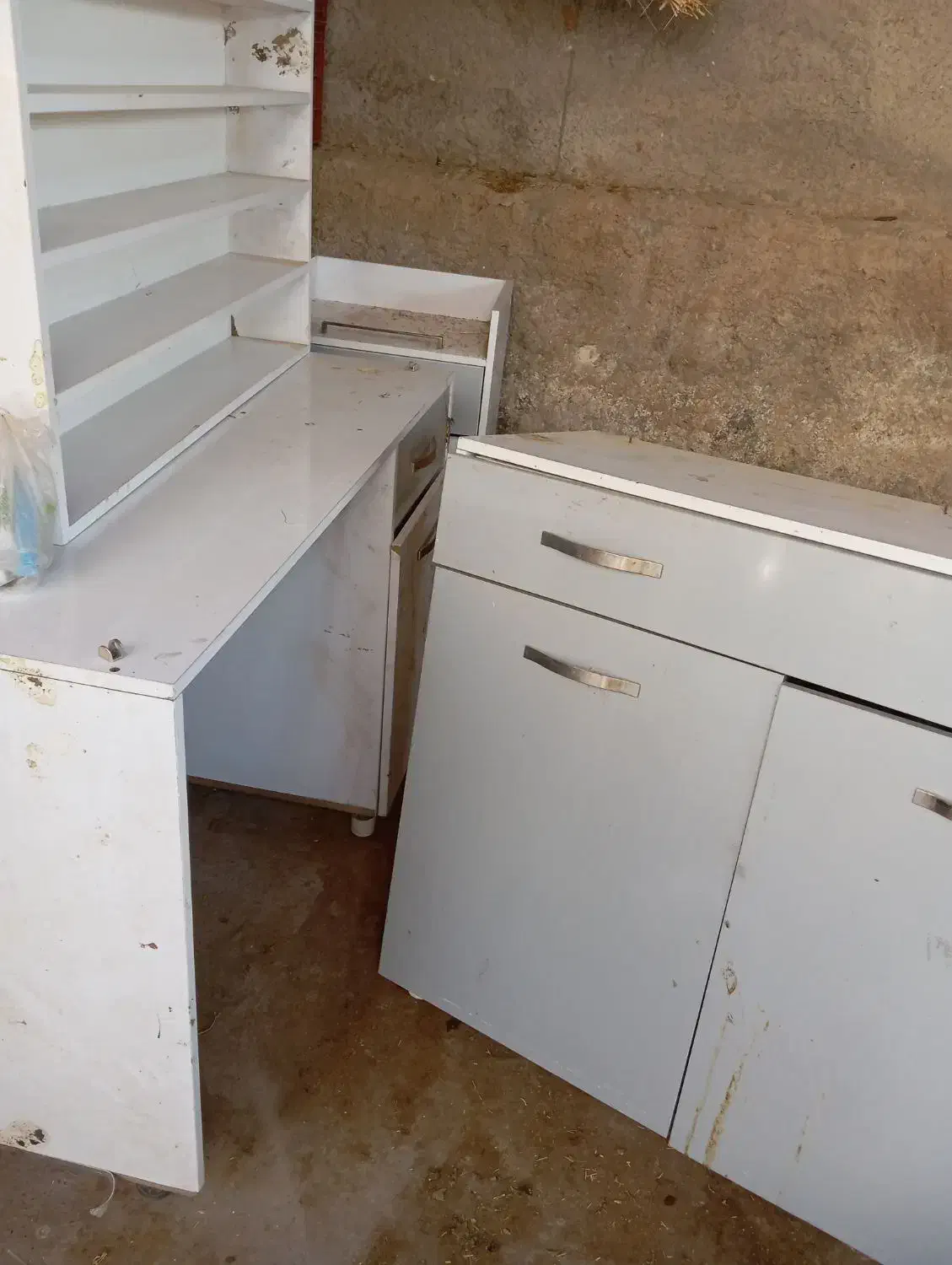 کاملا سالم بدونه خرابی هست|آرایشگاه و سالن‌های زیبایی|میاندوآب, |دیوار