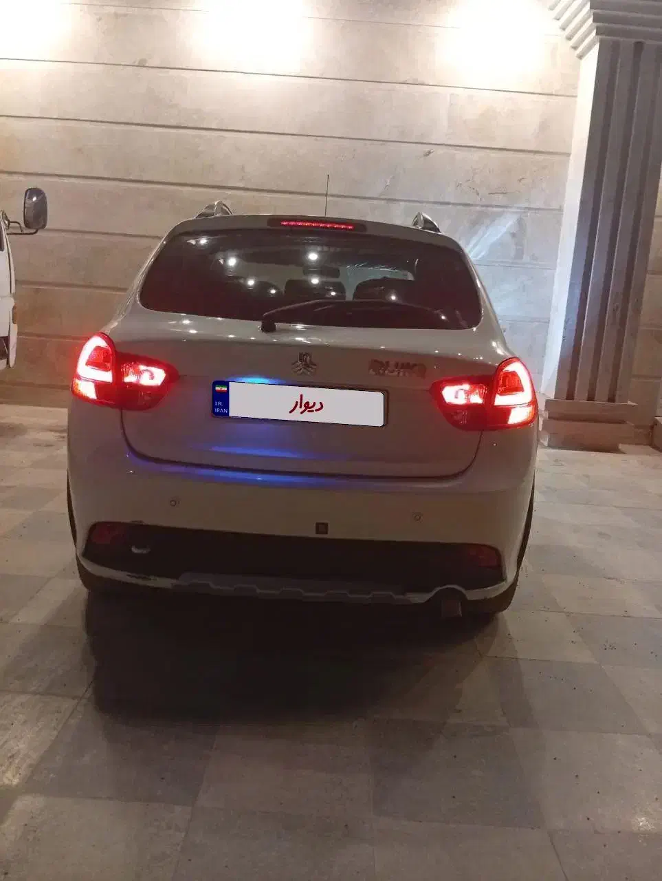 کوییک آر|خودرو سواری و وانت|پرند, فاز ۳|دیوار