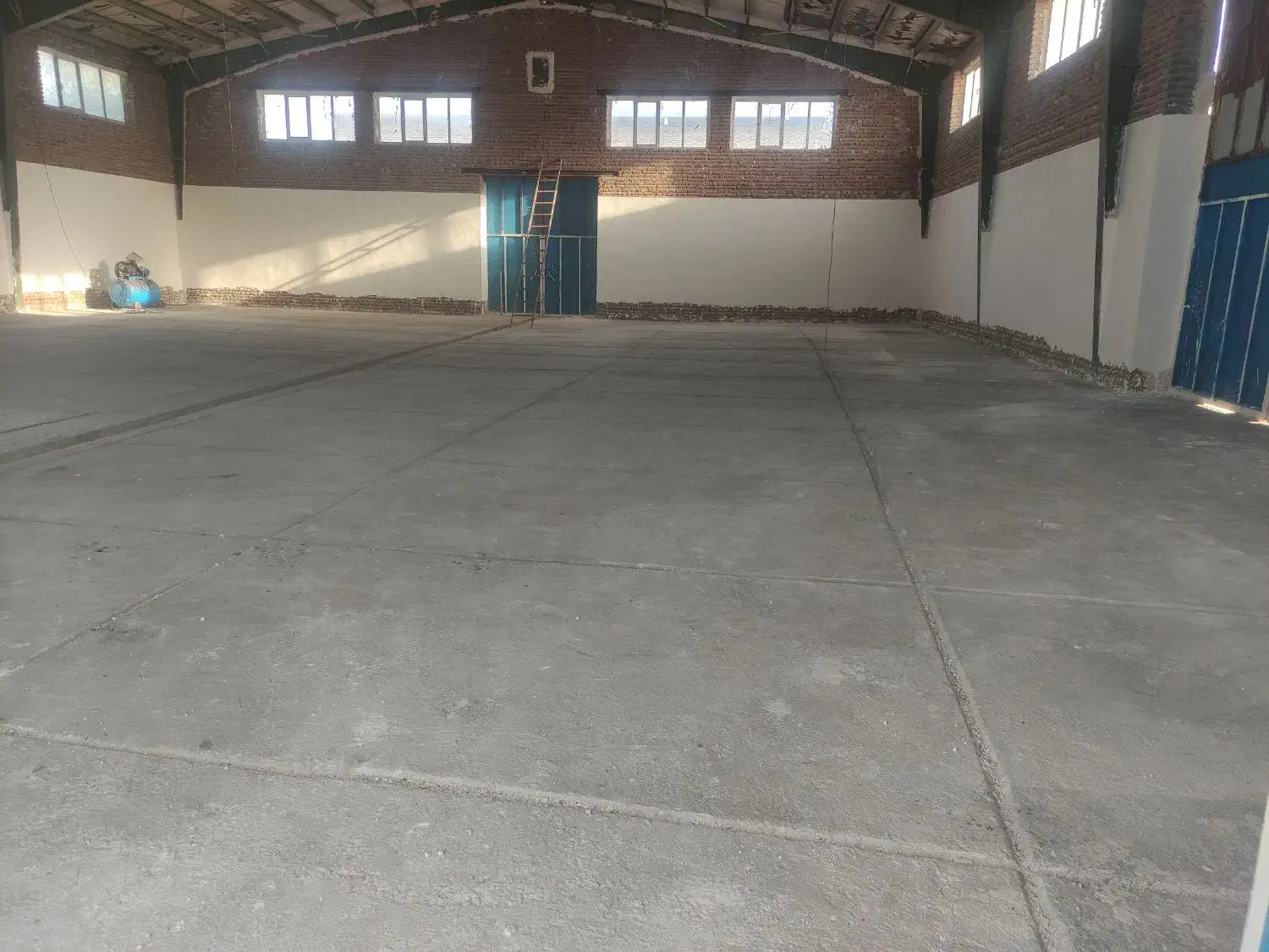 اجاره کارخانه در شهرک سلیمی|اجارهٔ دفتر صنعتی، کشاورزی، تجاری|ممقان, |دیوار