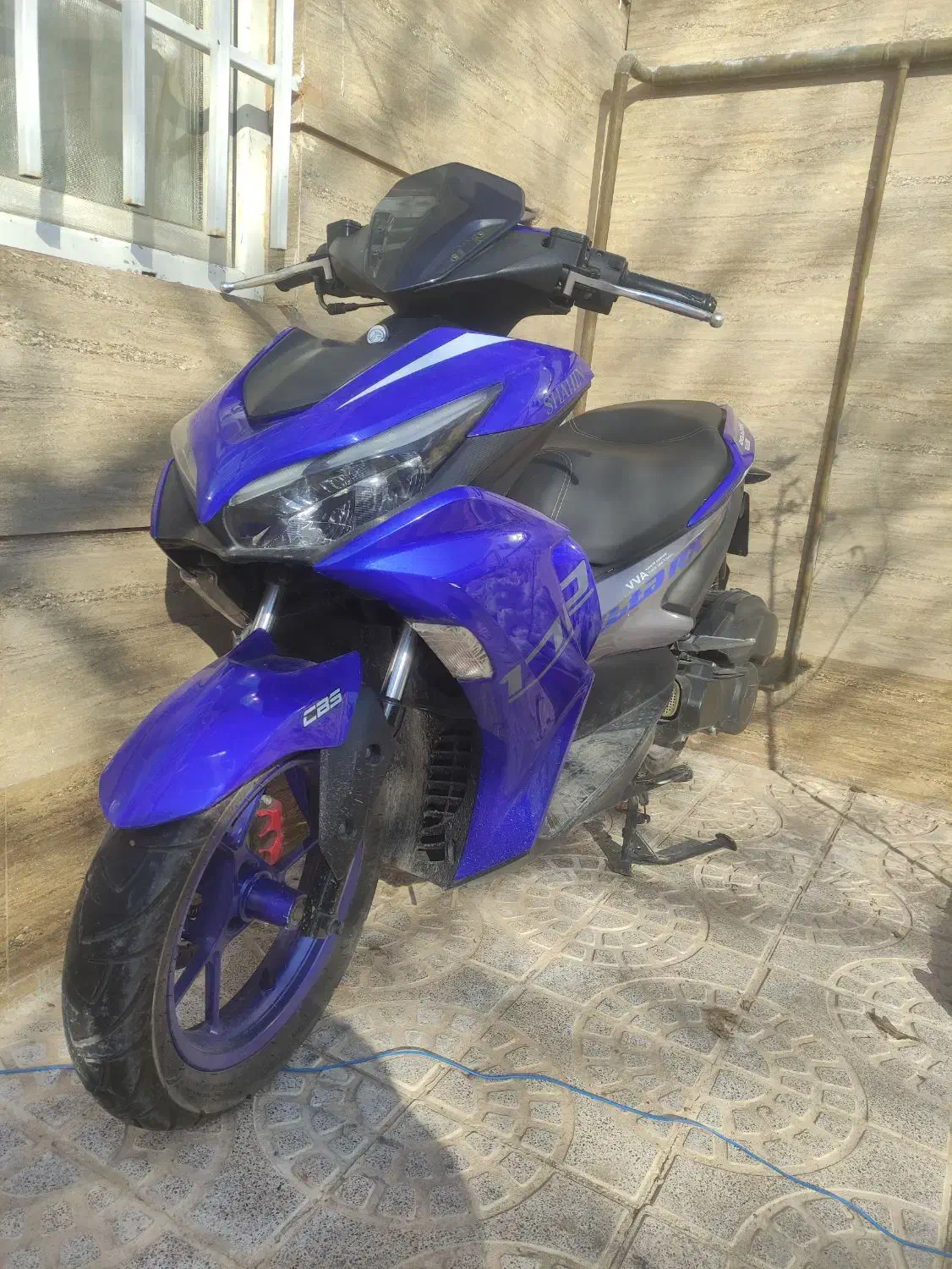 ایروکس ۱۵۰ مدل ۴۰۳|موتورسیکلت|تربت جام, تیپ ۳۸ زرهی تربت جام|دیوار