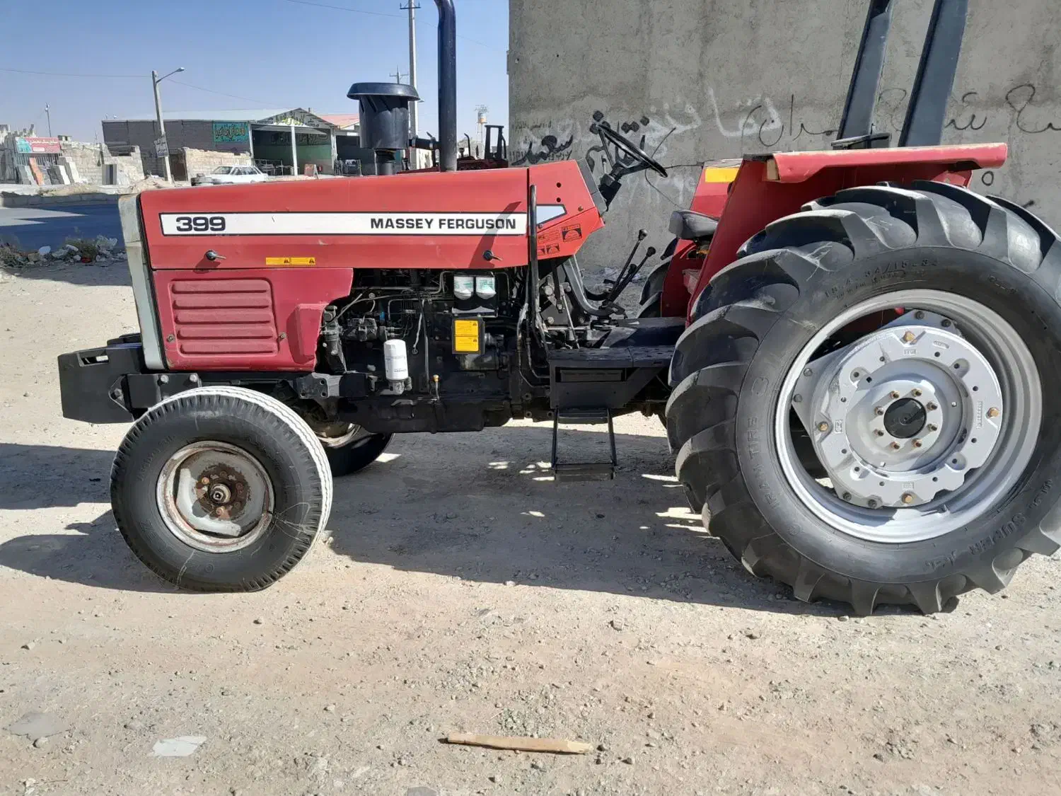 تراکتور فرگوسن شش تک درحد صفر|خودرو سنگین|قروه, |دیوار