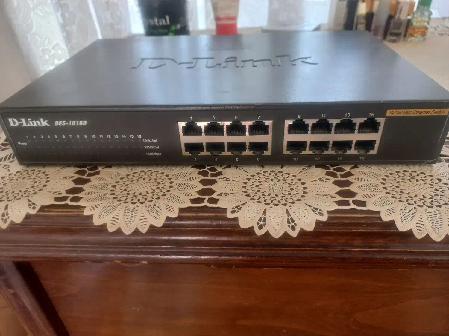 سوییچ شبکه کامپیوتر tip link و d link|مودم و تجهیزات شبکه|رشت, سعدی (تختی)|دیوار