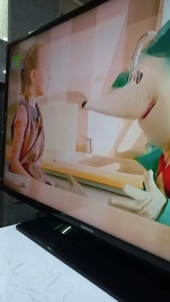 ال ای دی ۴۶ اینچ سامسونگ|تلویزیون و پروژکتور|سمنان, |دیوار