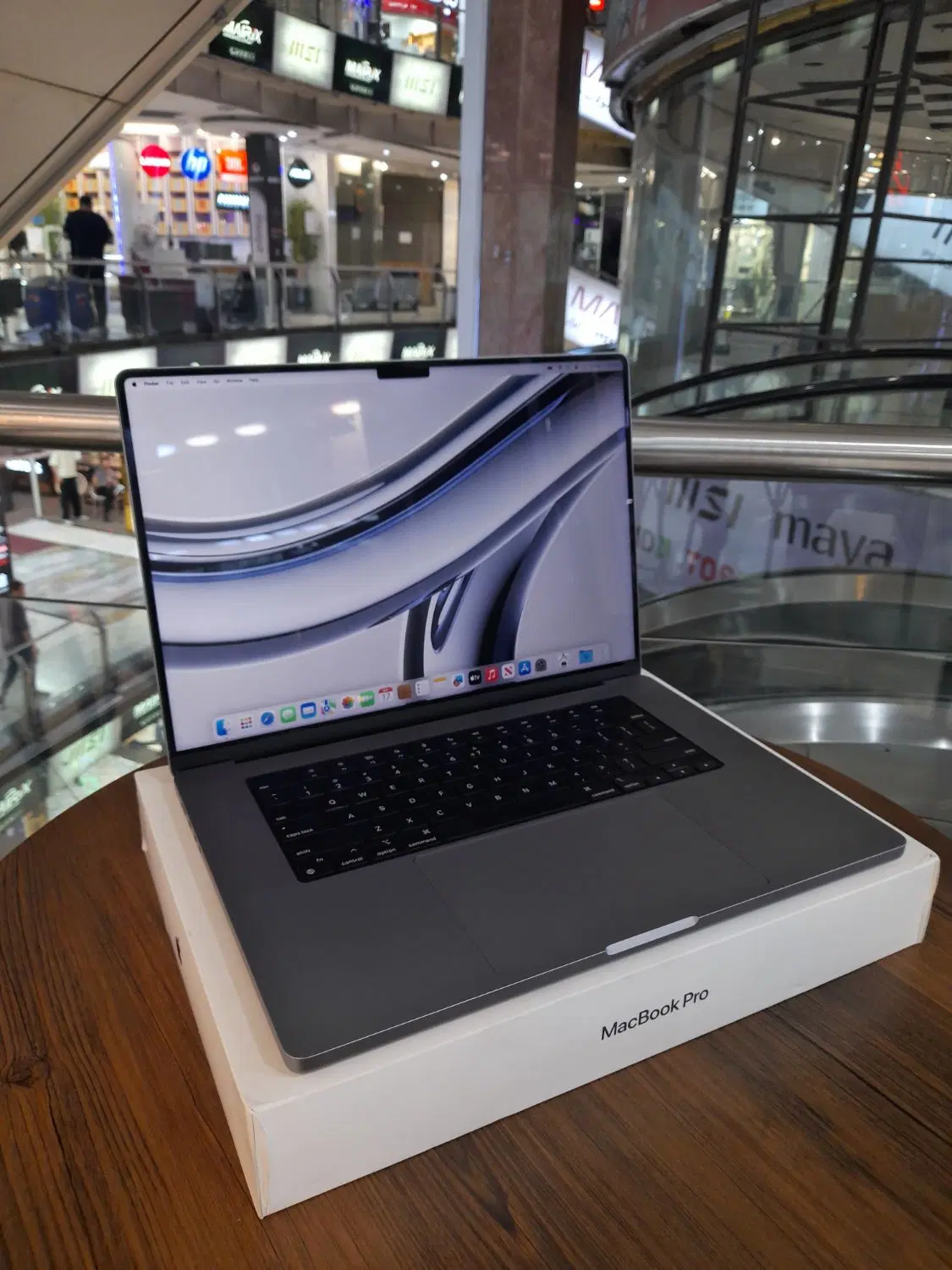 مک بوک MACBOOK PRO M1 PRO 16INCH رم 16GB بدون نقطه|رایانه همراه|تهران, جردن|دیوار