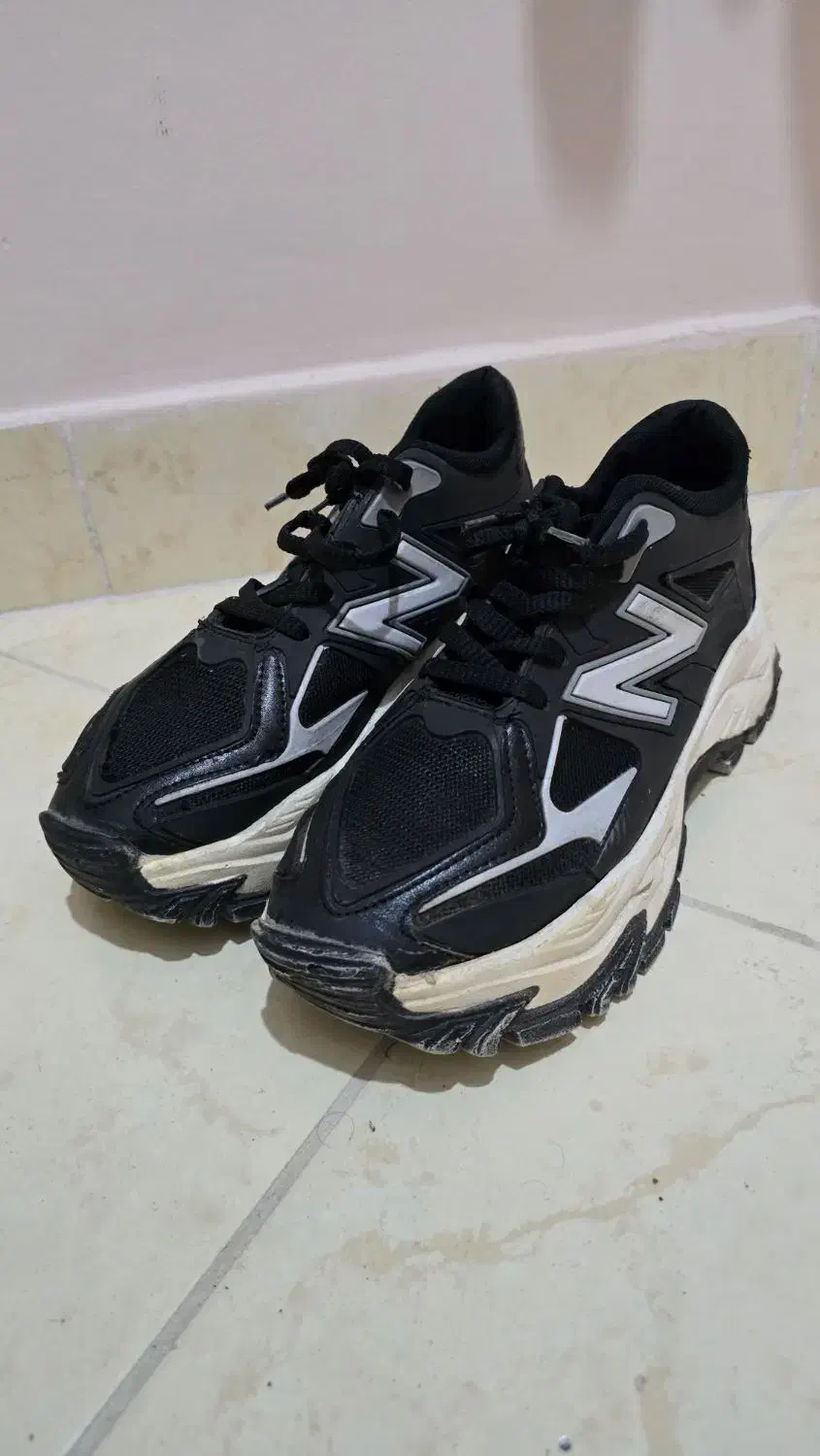 کیف و کتونی و نیم بوت|کیف، کفش، کمربند|گرگان, |دیوار