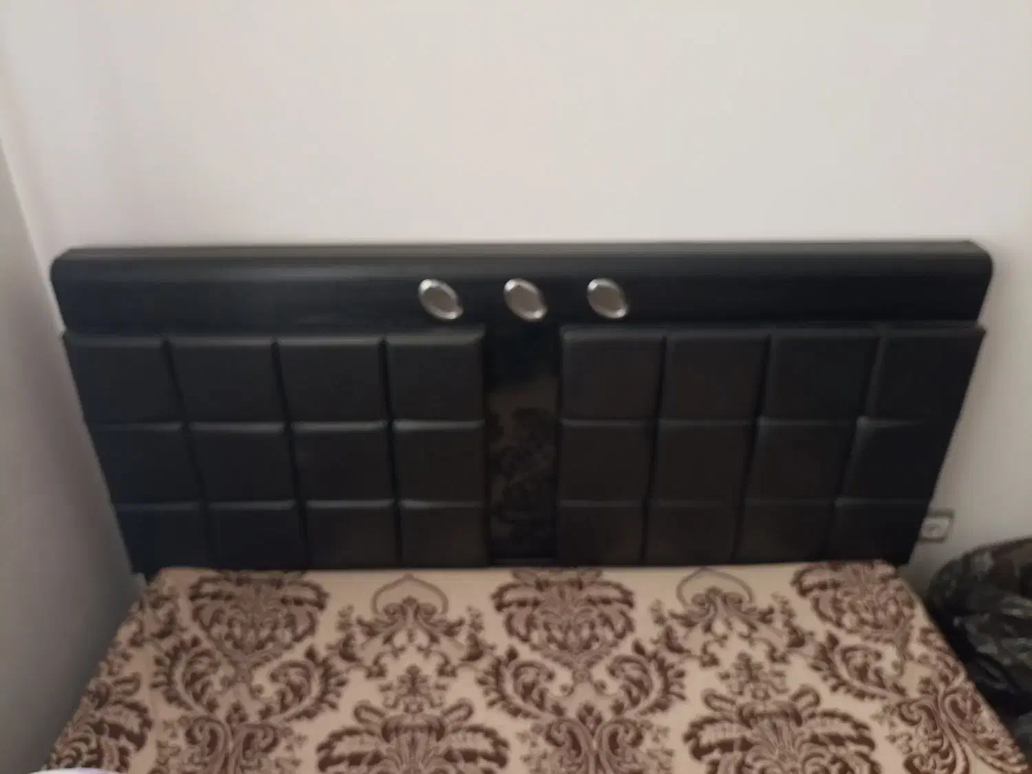 سرویس خواب دو نفره (بدون تشک) با جک آهنی زیر تشک|تخت و سرویس خواب|کرمان, |دیوار