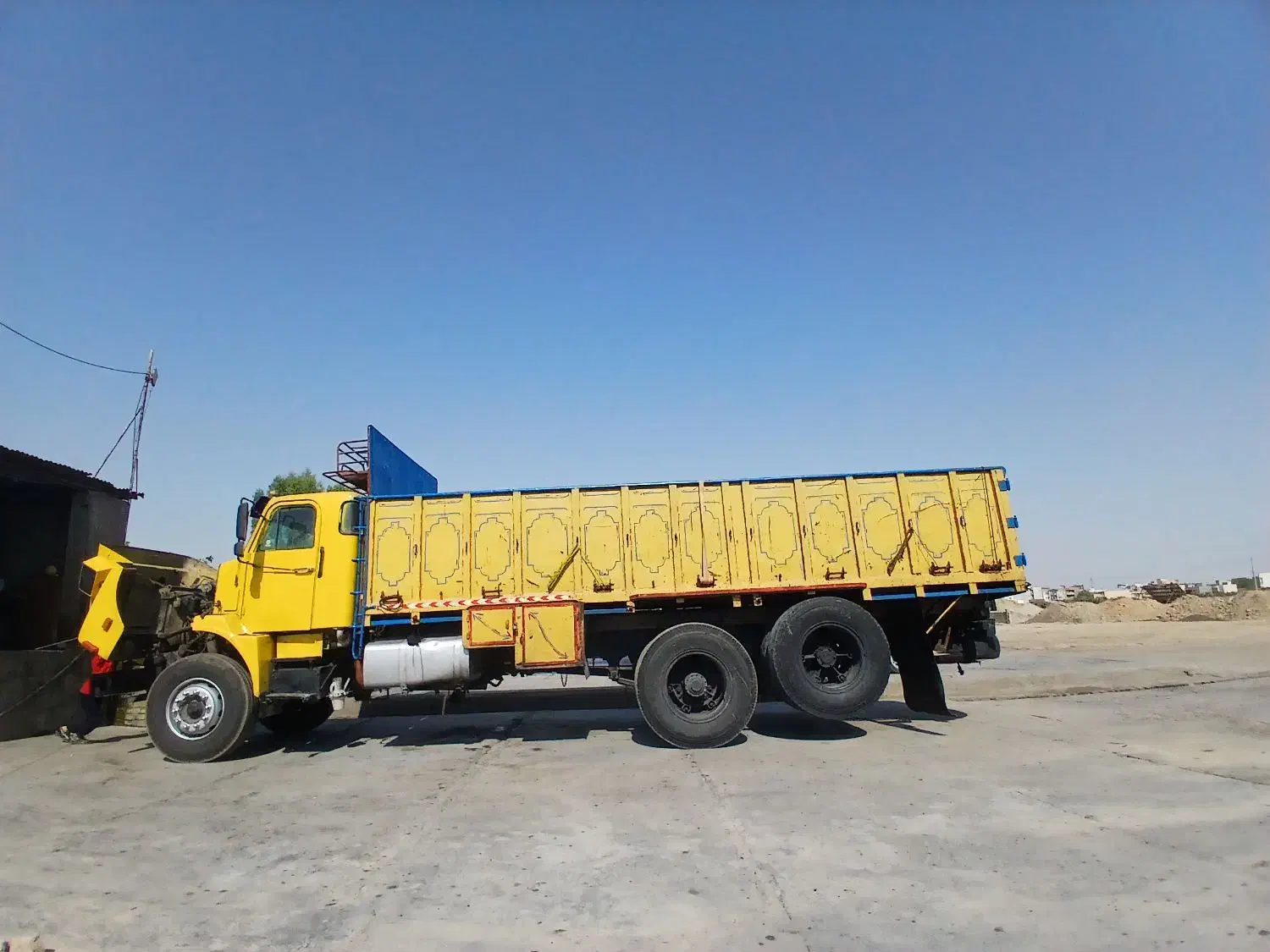 ولوو باری مدل۵۵|خودرو سنگین|آق قلا, |دیوار