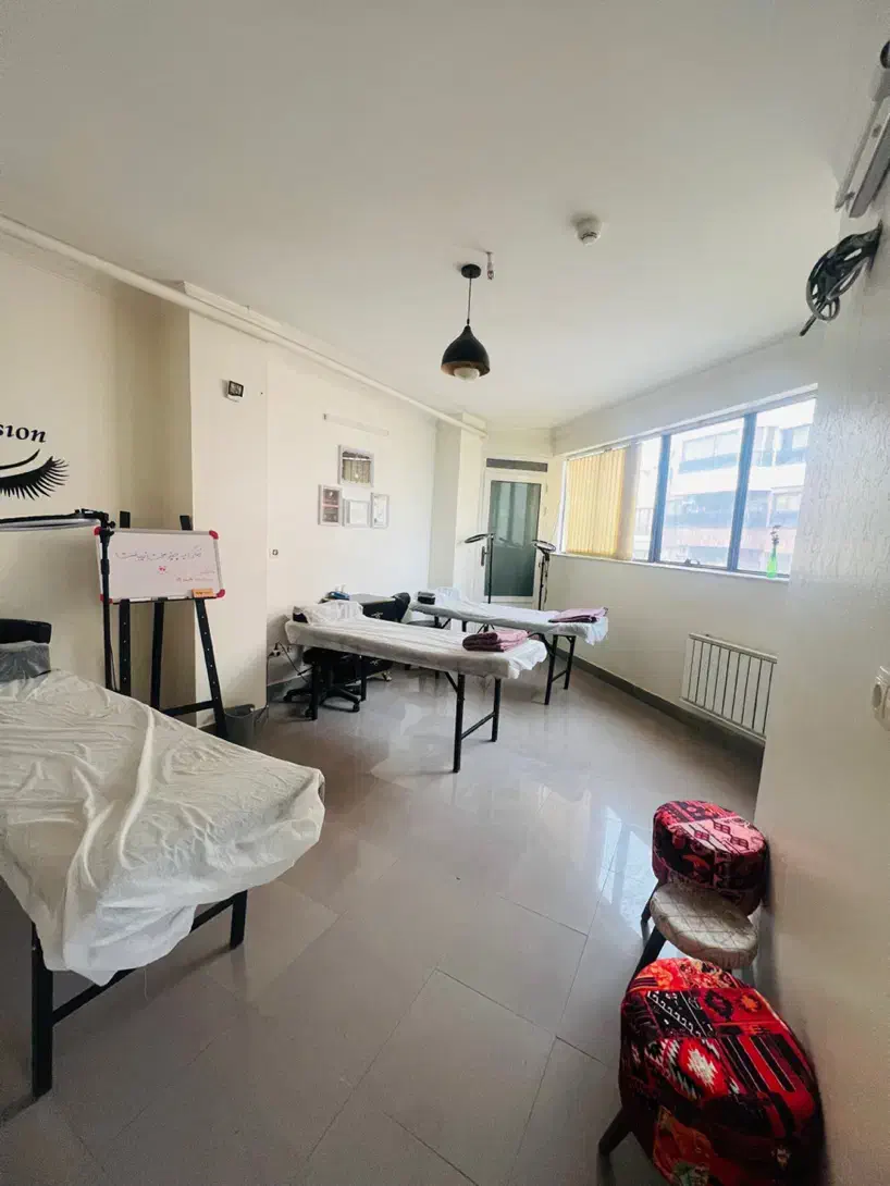 دفتر اداری ۷۵ متری واقع در اشراق شمالی|اجارهٔ دفتر کار، اتاق اداری، مطب|اصفهان, شیخ اشراق|دیوار