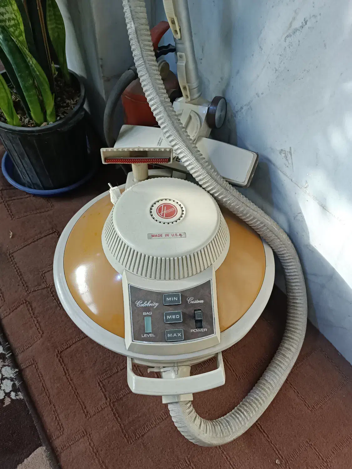 جارو برقی هوور آمریکایی انتیک|جاروبرقی، جارو شارژی، بخارشو|تهران, مشیریه|دیوار