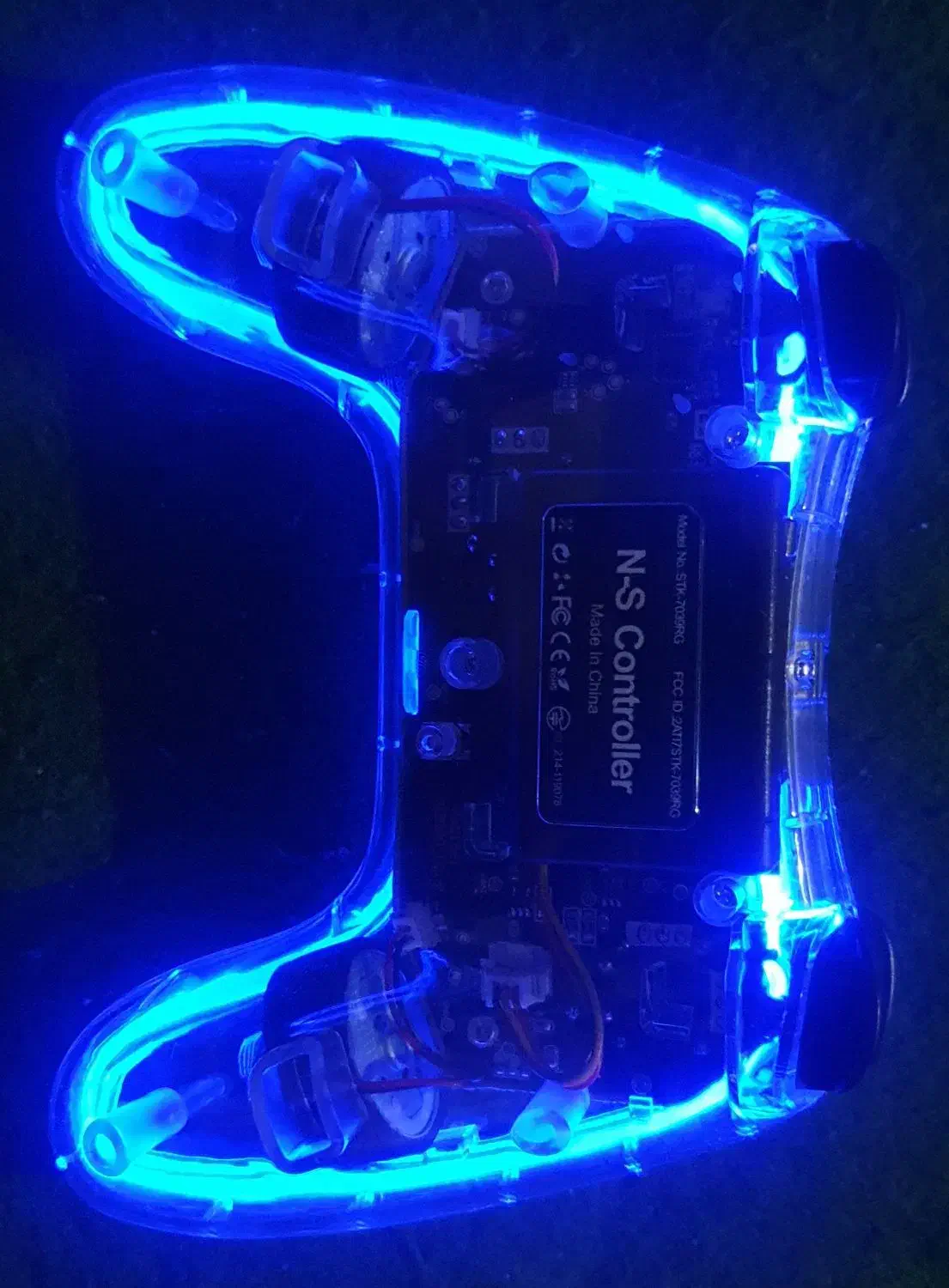 دسته بازی موبایل بلوتوثی شارژی RGB دار شوک دار|لوازم جانبی موبایل و تبلت|تهران, نیروی هوایی (پیروزی)|دیوار