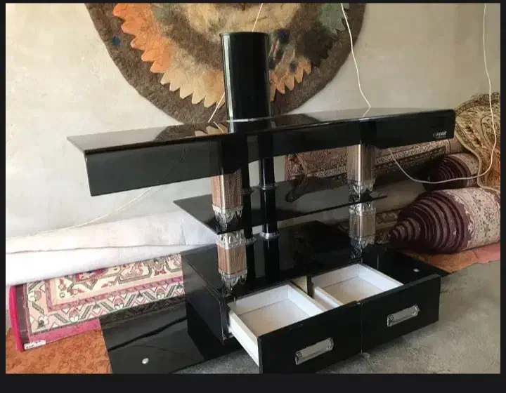 میز سالم است|میز تلویزیون|لردگان, |دیوار