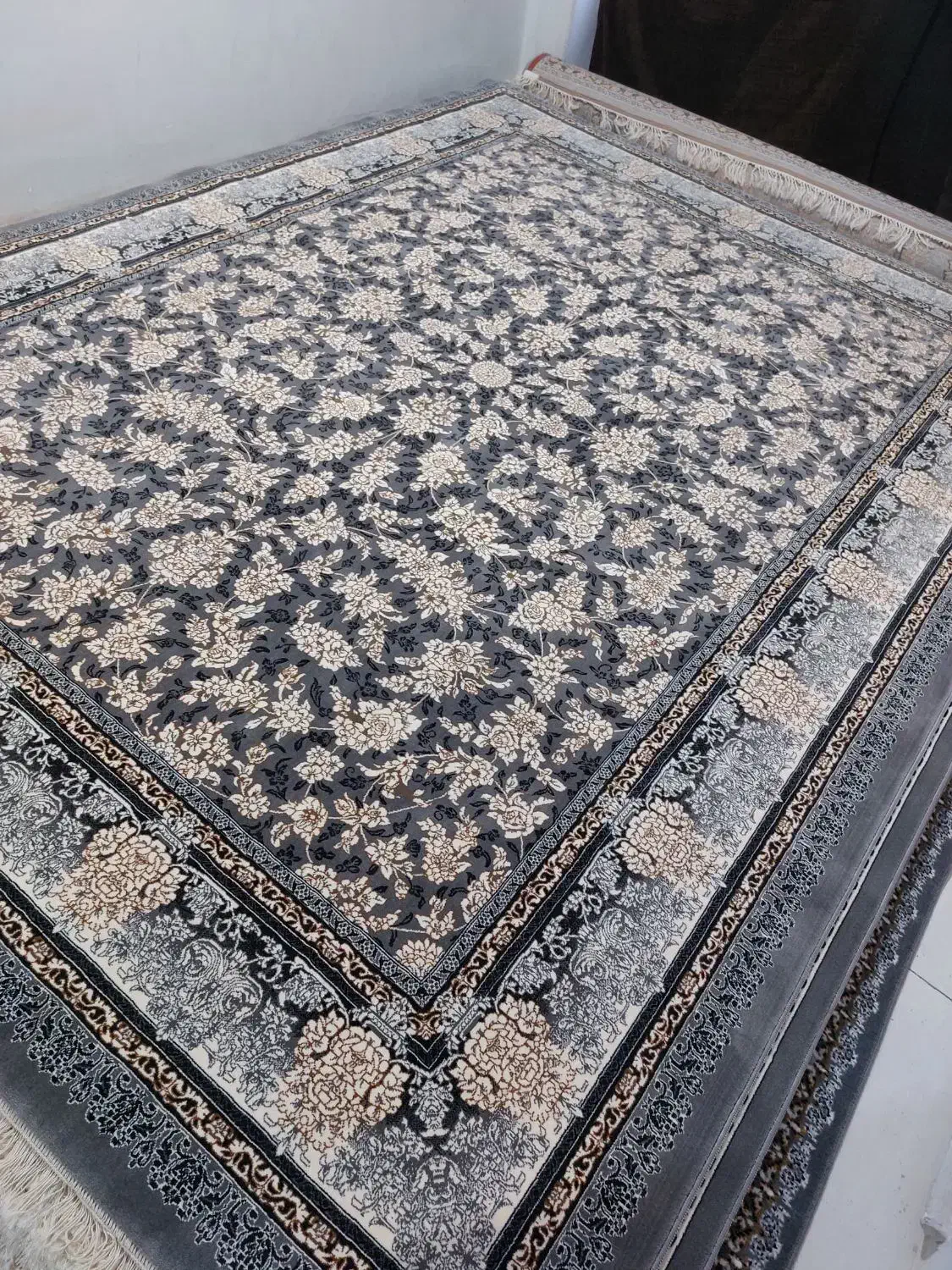 فرش  نو  نصف قیمت ...|فرش|سبزوار, سجاد|دیوار