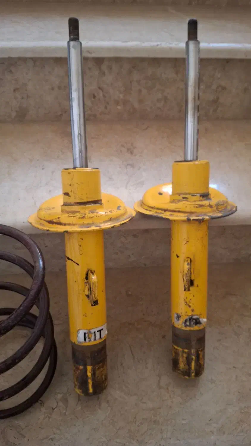 کمک  ولول فنر ۲۰۶ پوست کوتاه ۳۲ و منبع ۲۲۰|قطعات یدکی و لوازم جانبی|گنبد کاووس, |دیوار