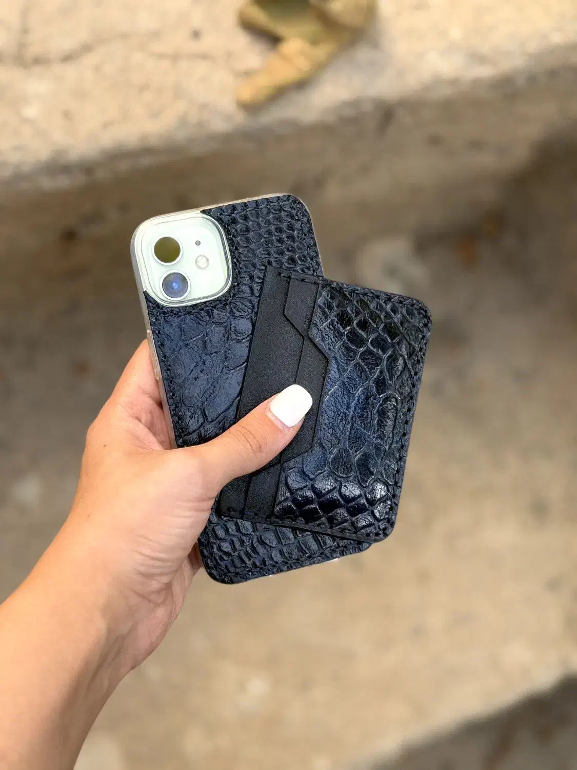 گارد چرم طبیعی و بند اپل واچ چرم طبیعی دستدوز|لوازم جانبی موبایل و تبلت|مشهد, الهیه|دیوار