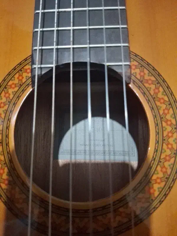 گیتار یاماها C40 اصل اندونزی|گیتار، بیس، امپلیفایر|تهران, پرستار|دیوار