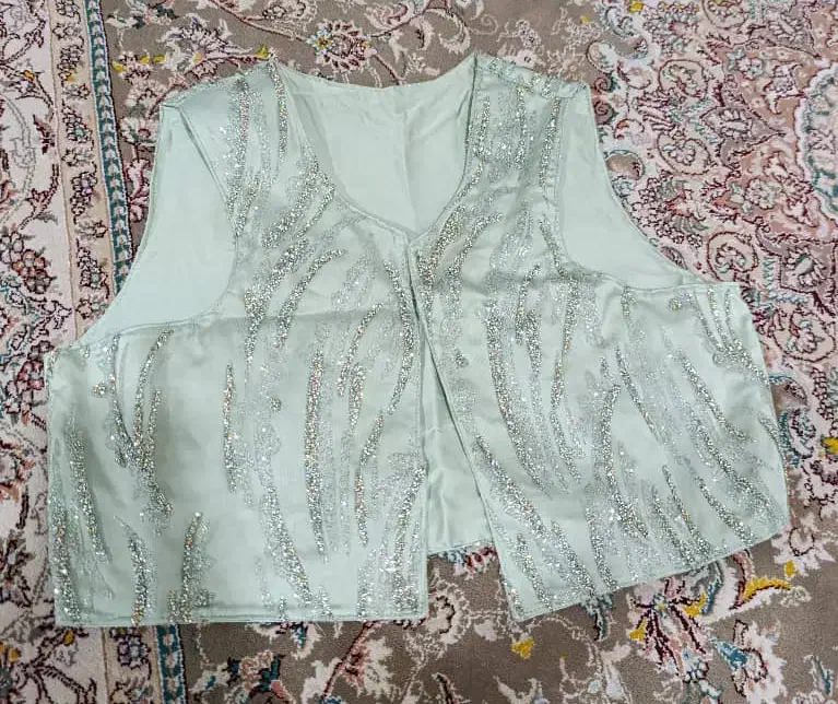 کراس و سخمه نو|لباس|سنندج, |دیوار