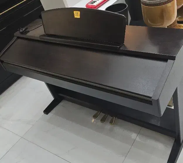 clp 130|پیانو، کیبورد، آکاردئون|گنبد کاووس, |دیوار