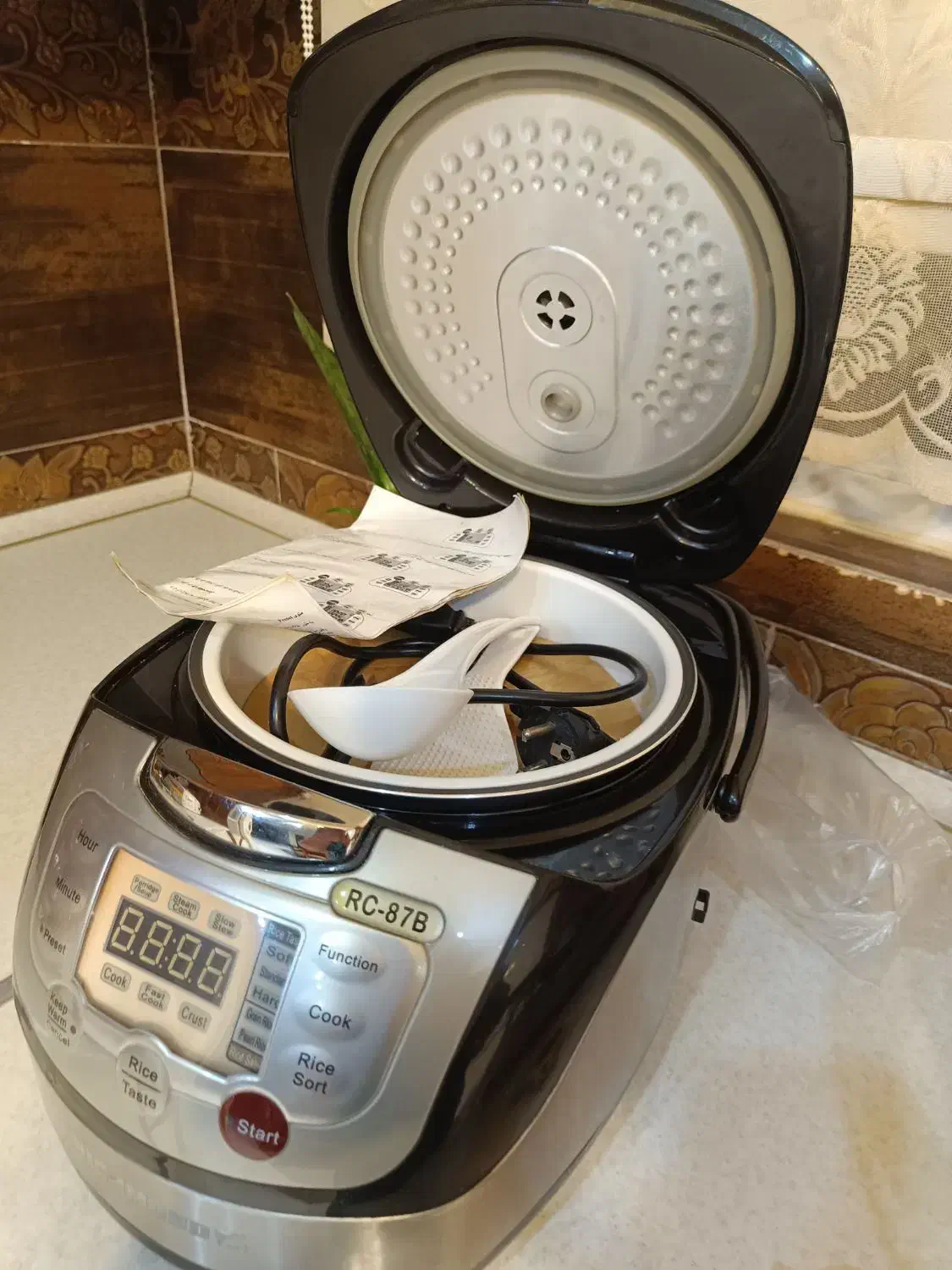 پلوپز  ریچموند|اجاق گاز و لوازم برقی پخت‌وپز|پرند, فاز ۱|دیوار